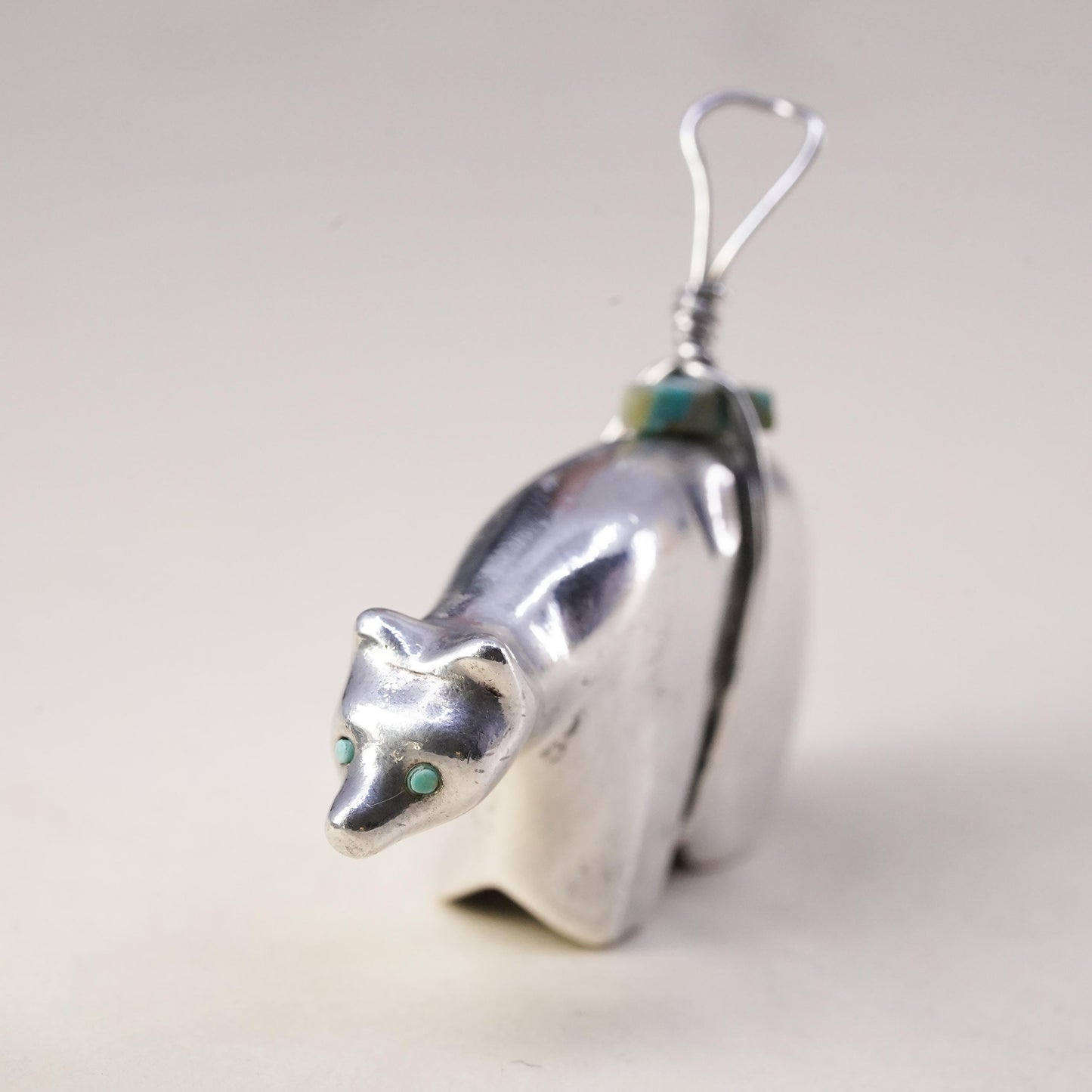 Native American Navajo Sterling Silver 925 polar bear pendant with turquoise