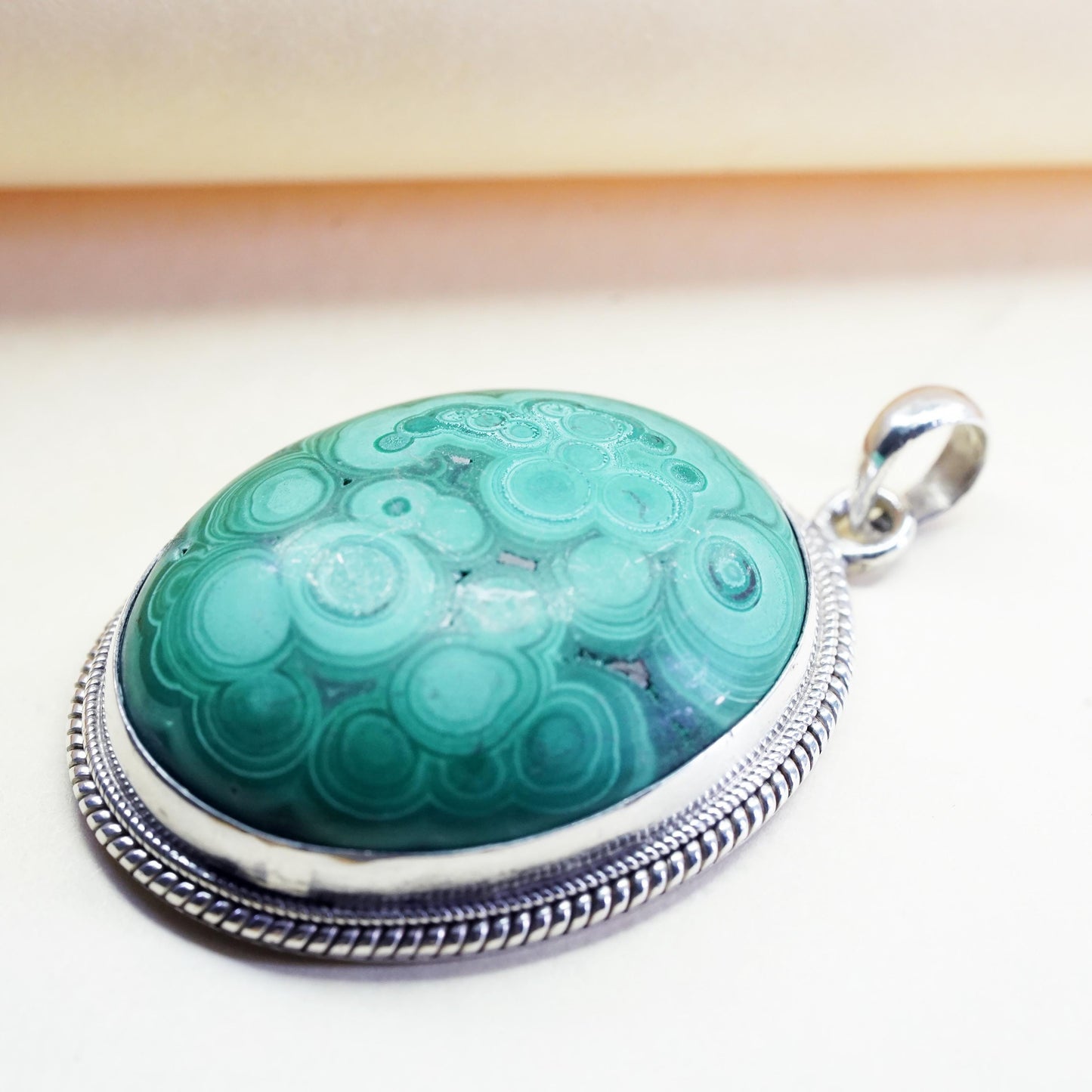 Vintage sterling 925 silver handmade huge pendant with oval dome malachite