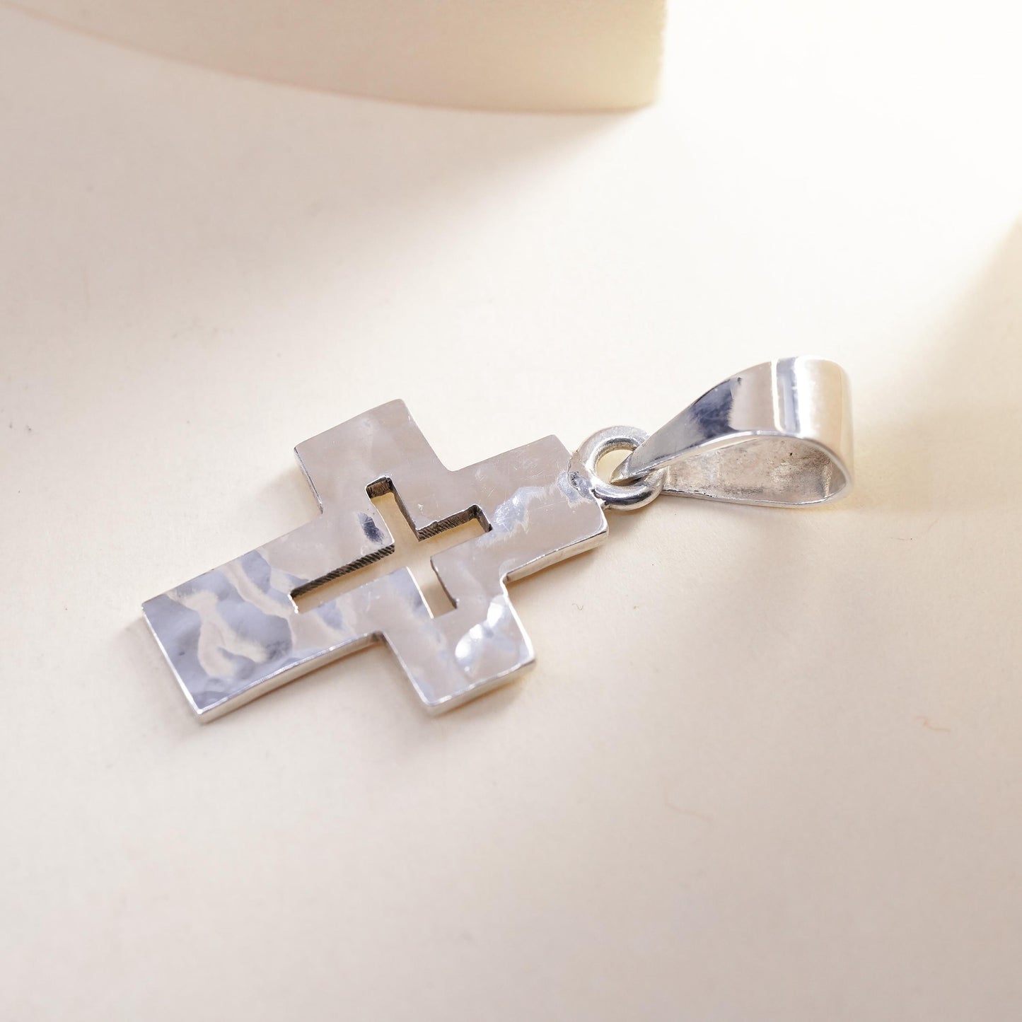 Vintage Mexican handmade Sterling silver pendant, 925 hammered cross