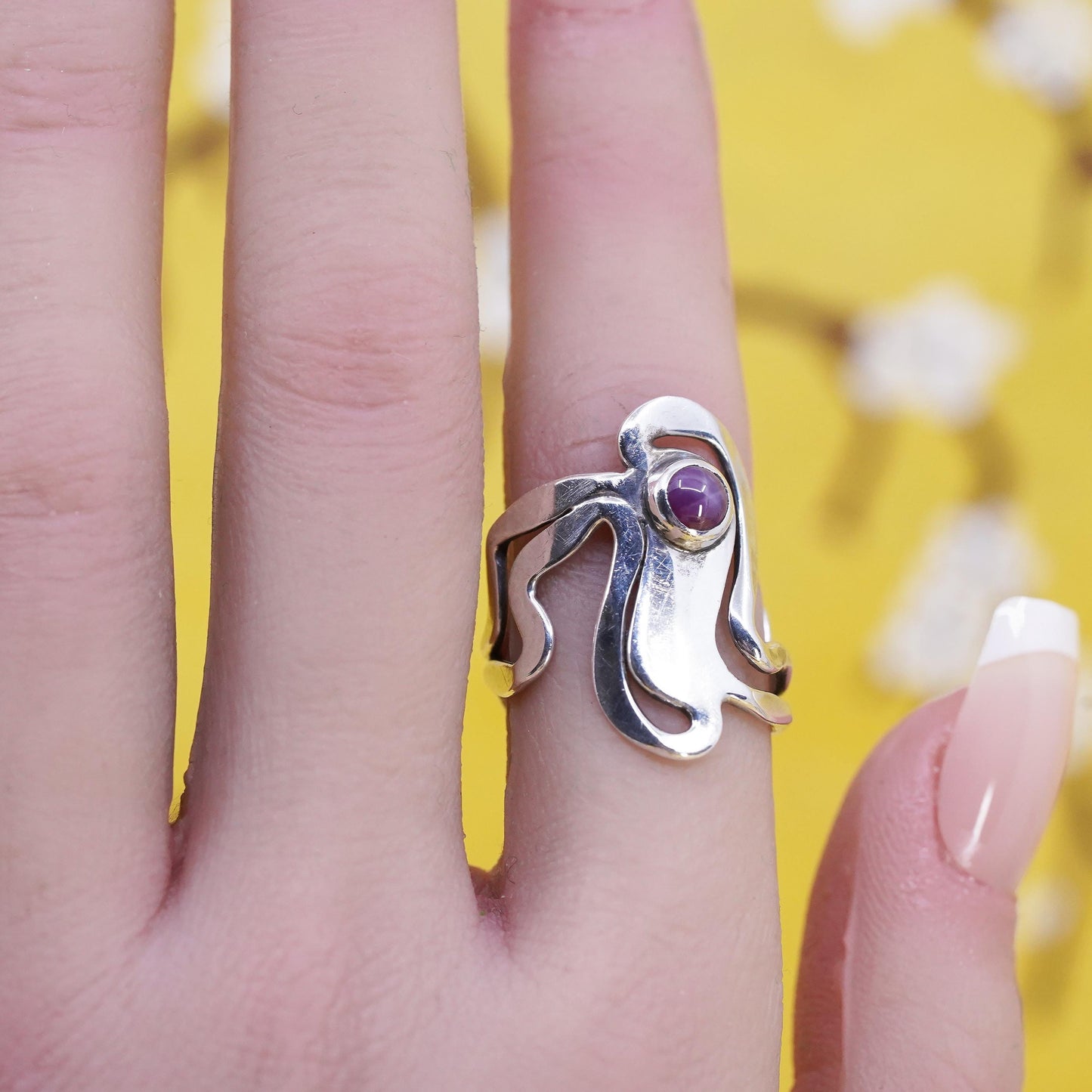 Size 6.75, Designer Comm Sterling 925 silver wide wavy ring pink star sapphire