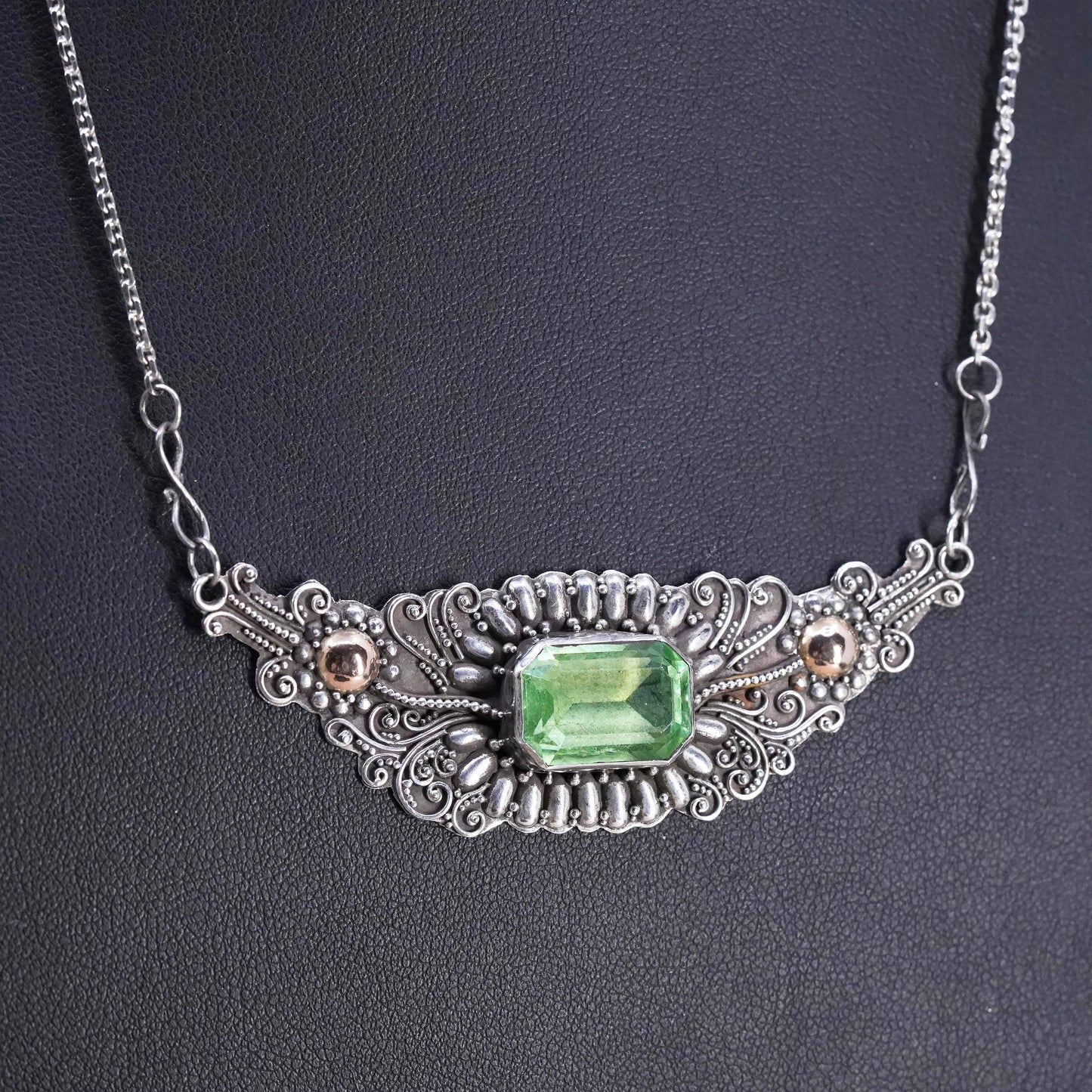 18” VTG southwestern Sterling silver necklace 925 circle chain filigree pendant
