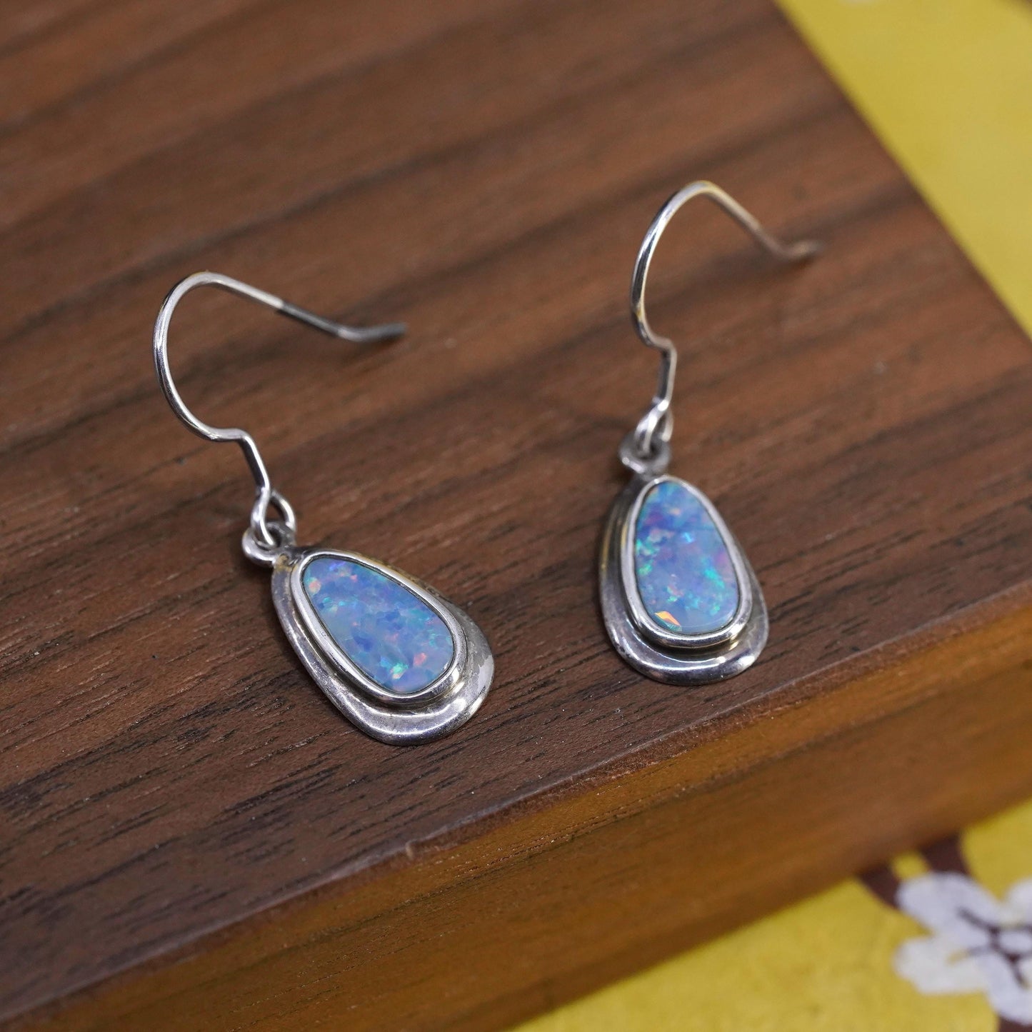 Vintage Native American southwestern Sterling 925 silver handmade earrings opal