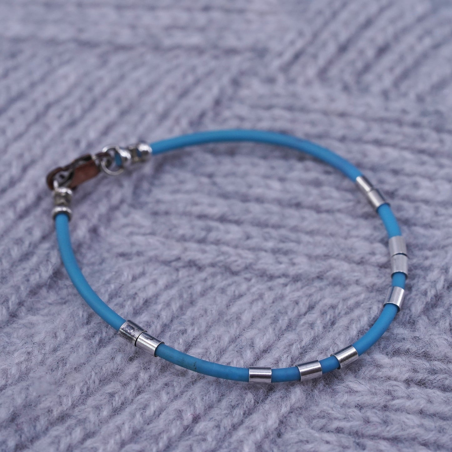 6.25”, Vintage Sterling silver handmade bracelet, 925 tube blue rubber band