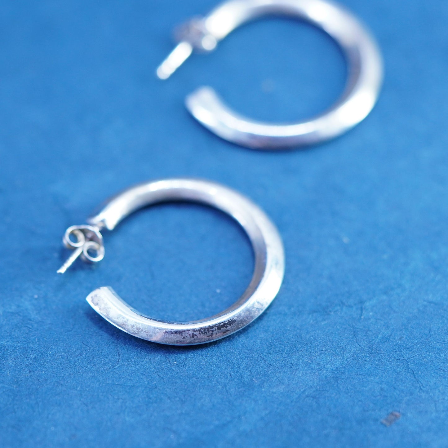 1.25”, vintage Italy Sterling silver handmade textured 925 hoops, ribbed huggie
