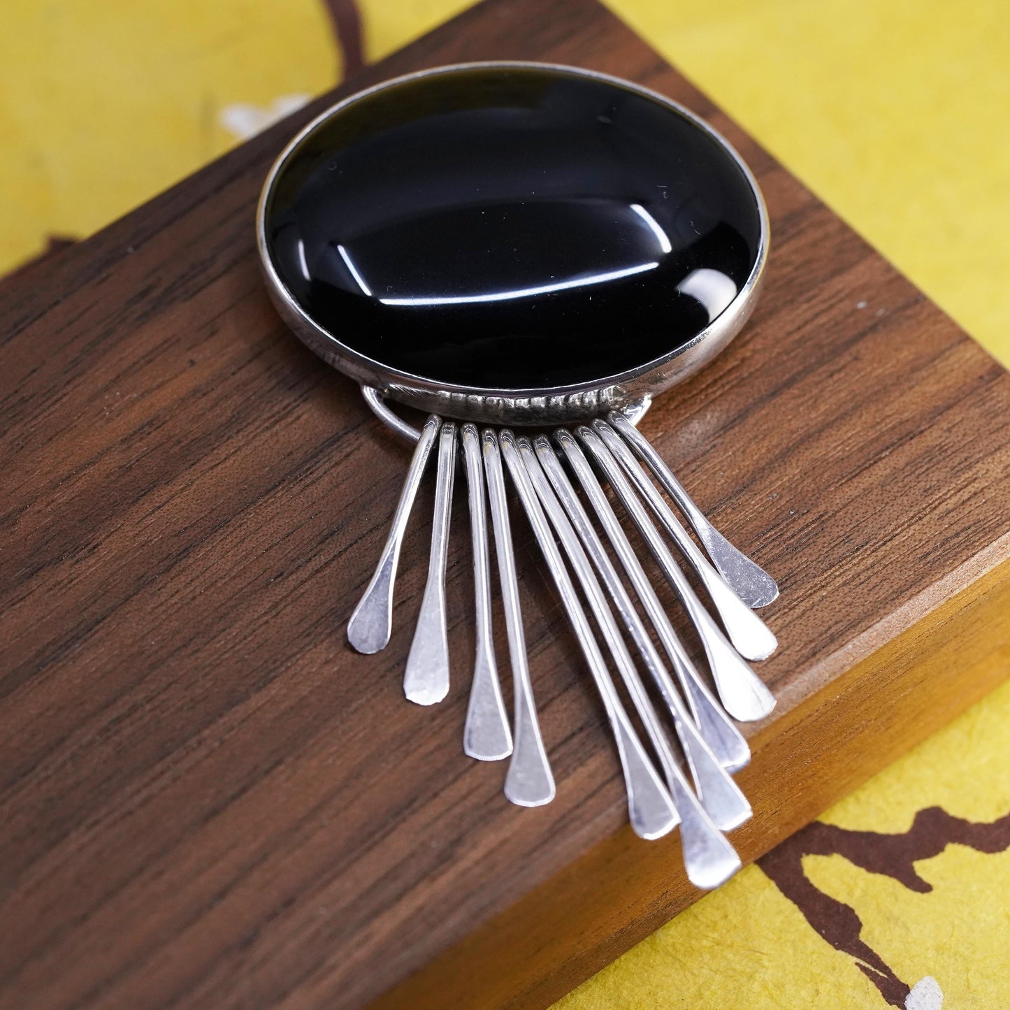 southwestern Mexican Sterling Silver 925 AIS Black Onyx oval Pin Brooch Pendant