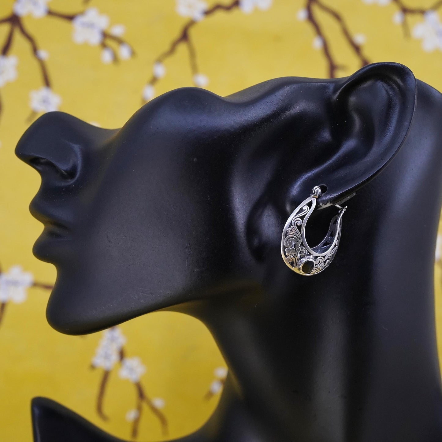 1”, Vintage Sterling silver earrings, 925 huggie, filigree hoops, Bali onyx