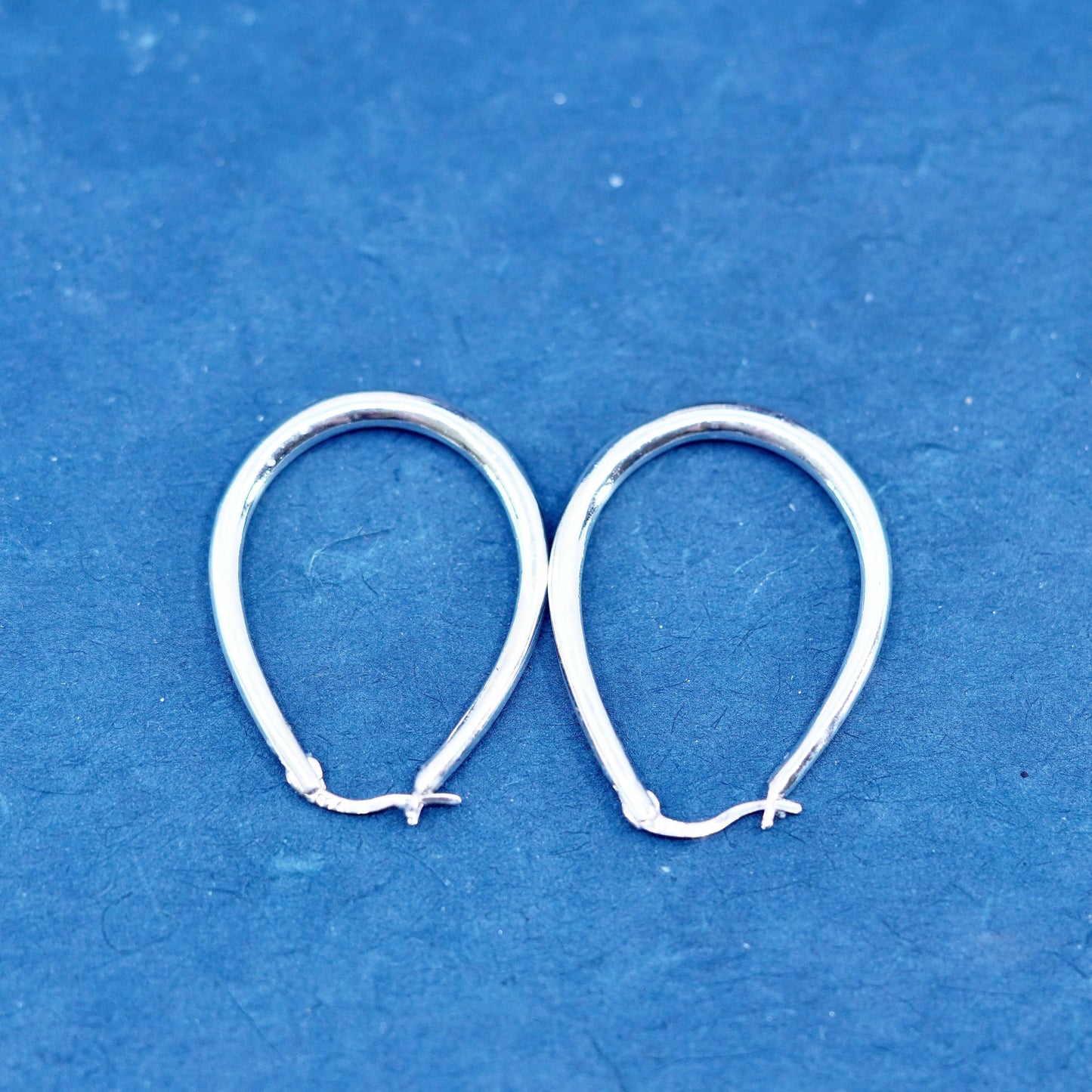 1.5”, vintage Sterling silver handmade oval hoop earrings, Modern 925 huggie