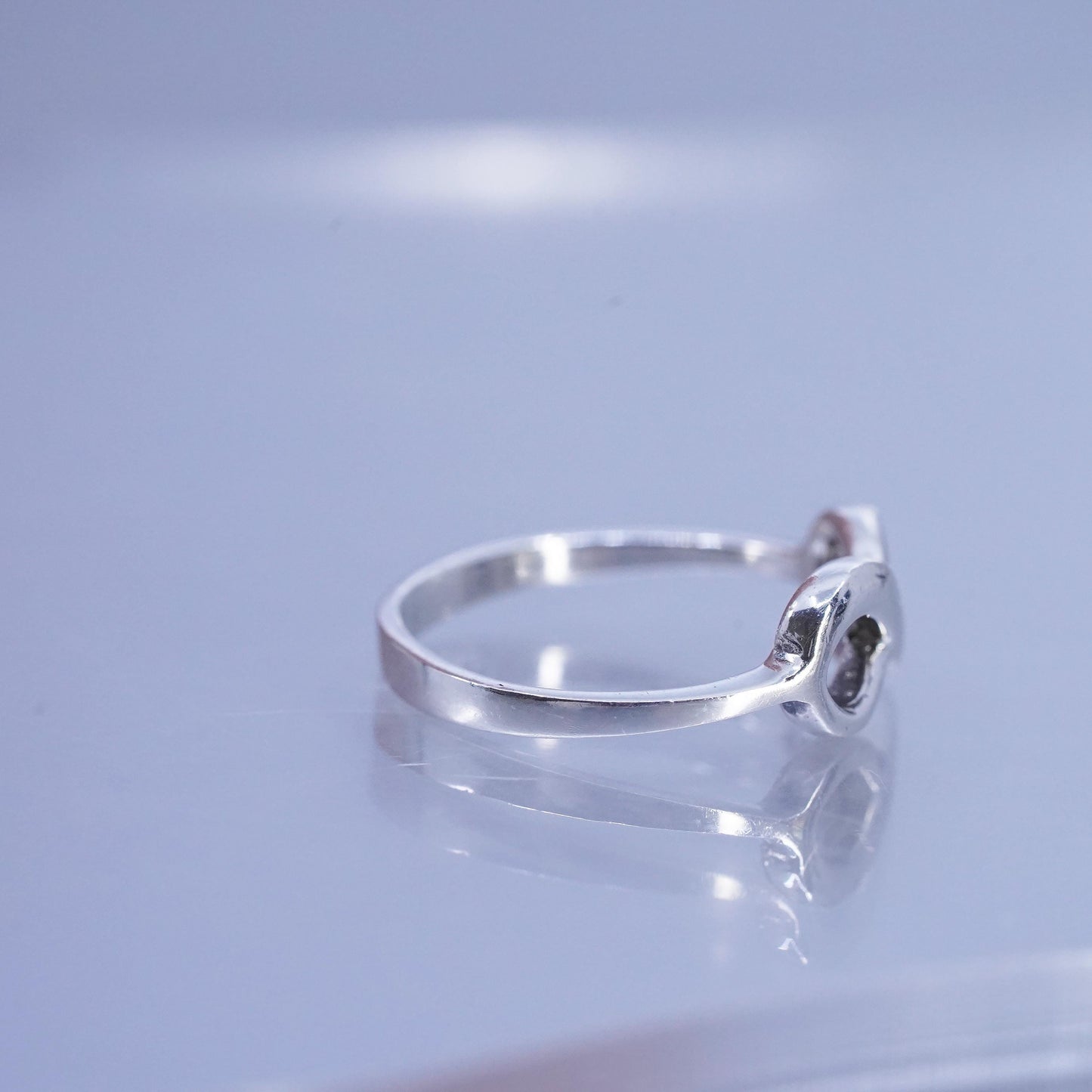 Size 7.25, vintage Sterling 925 silver wedding ring, infinity endless loop band