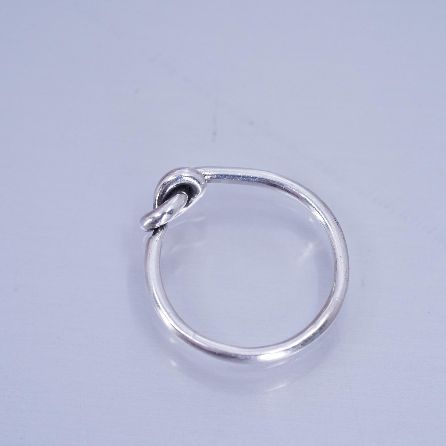 Size 4.5, vintage Sterling 925 silver handmade ring, knotted band