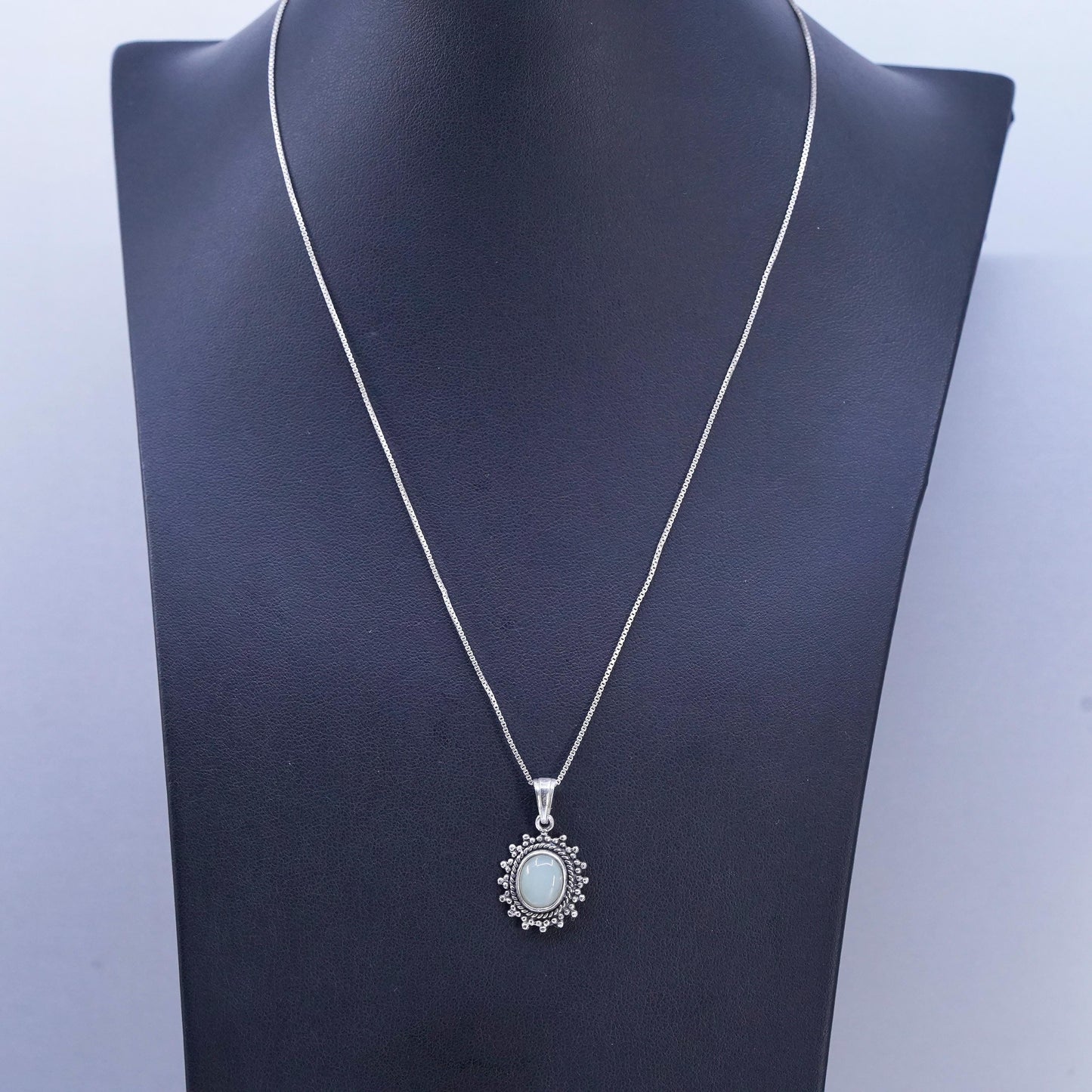18", vintage Sterling 925 silver box chain necklace with jade pendant