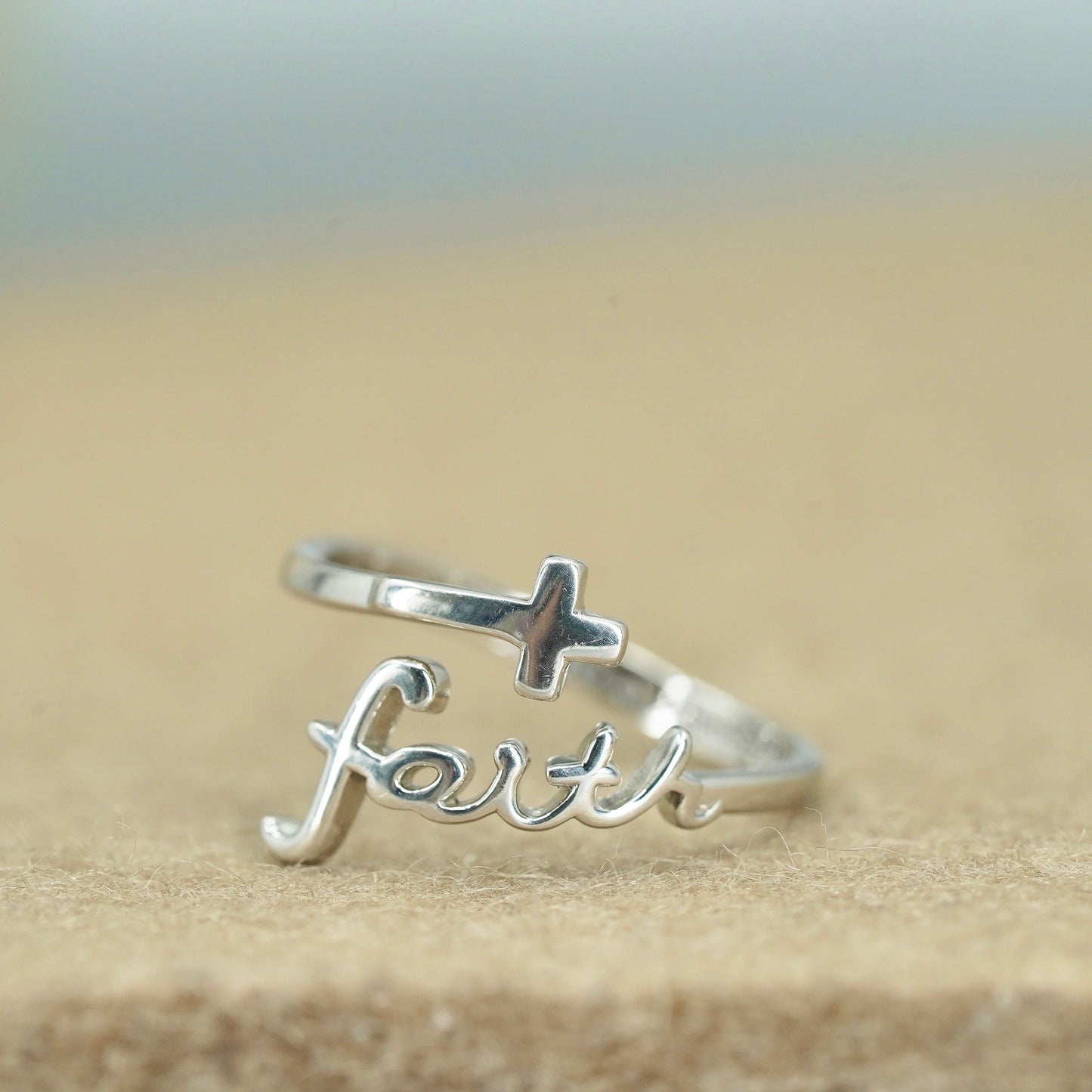 Size adjustable, vintage southwestern Sterling 925 silver ring band cross faith