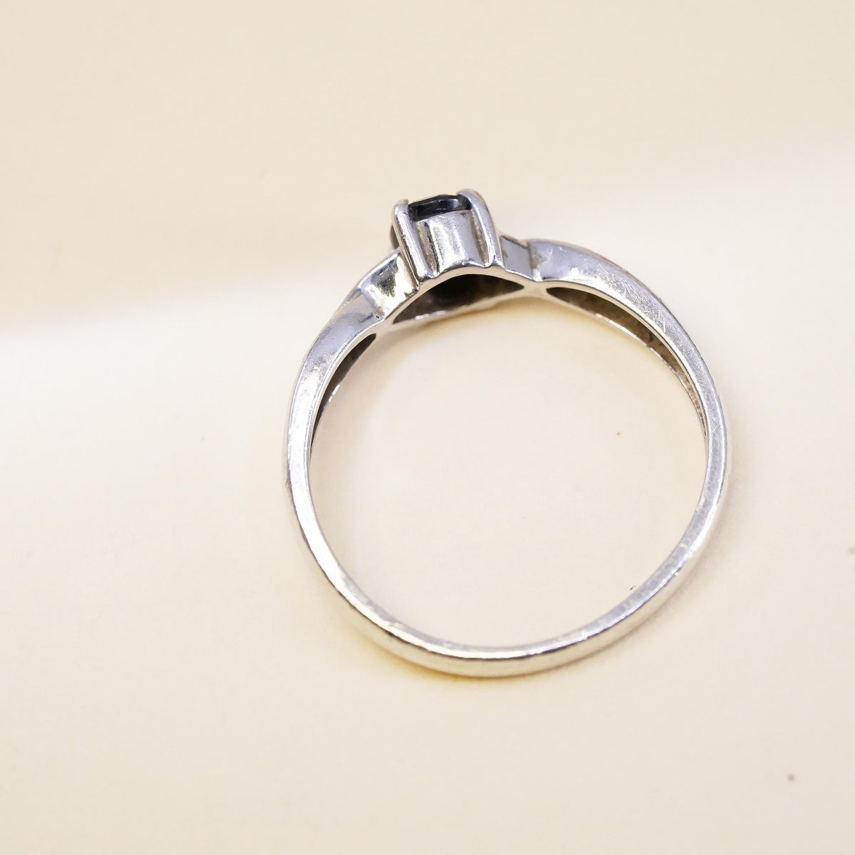 Size 7.25, vintage Sterling silver handmade ring, 925 band with sapphire