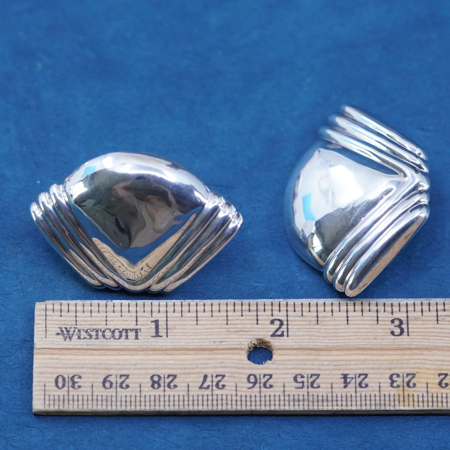Vintage sterling silver handmade earrings, 925 fan ribbed studs