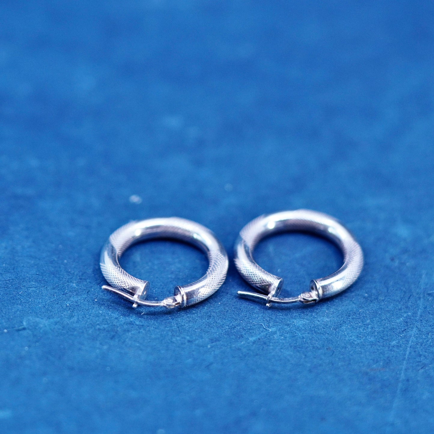 1”, two tone Italy Sterling silver handmade earrings, textured 925 hoops huggie