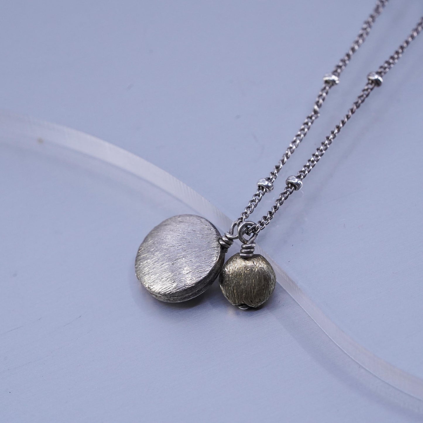 18”, VTG Sterling 925 silver curb beads chain necklace with two tone pendant
