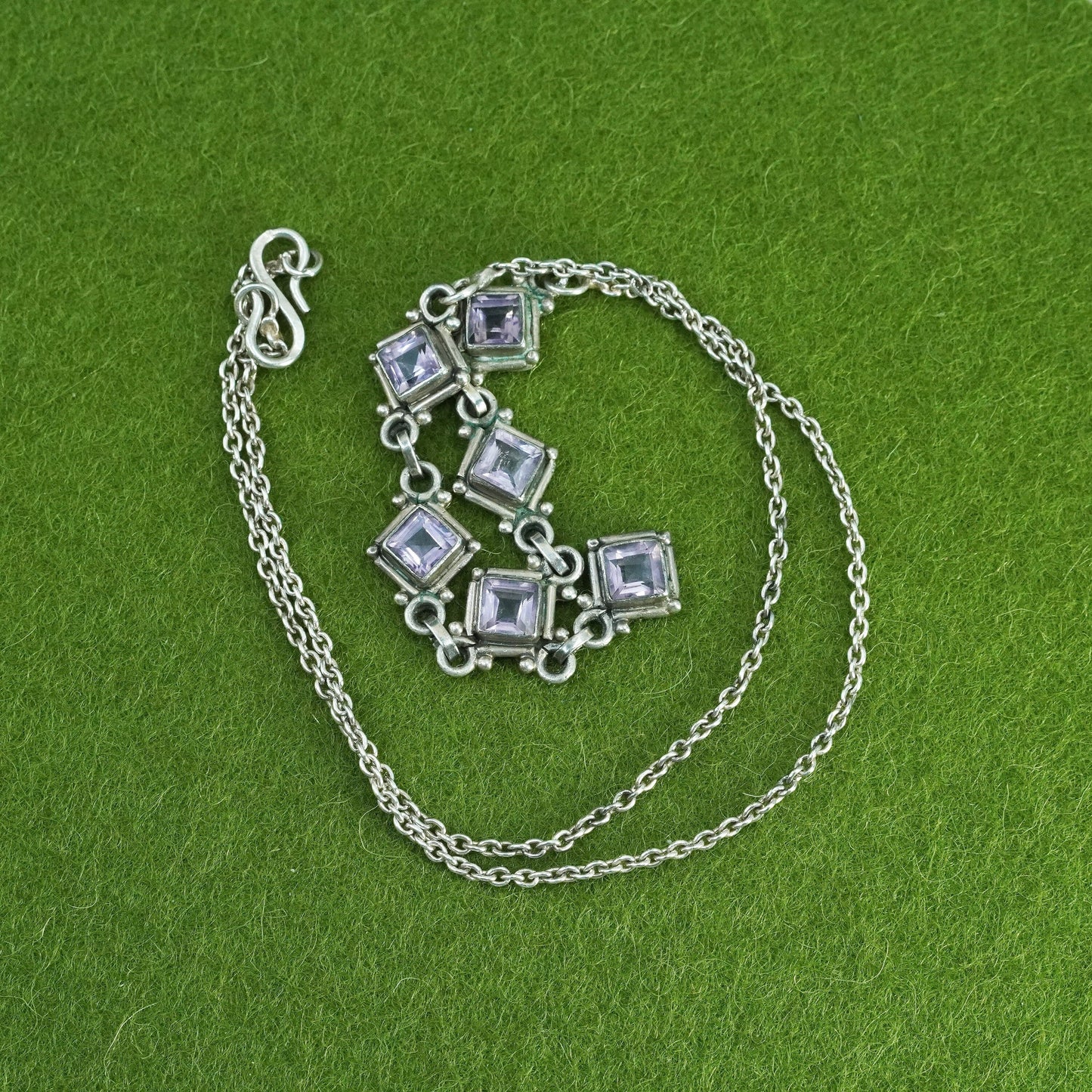 16”, Vintage amethyst and Sterling silver circle necklace and amethyst pendant