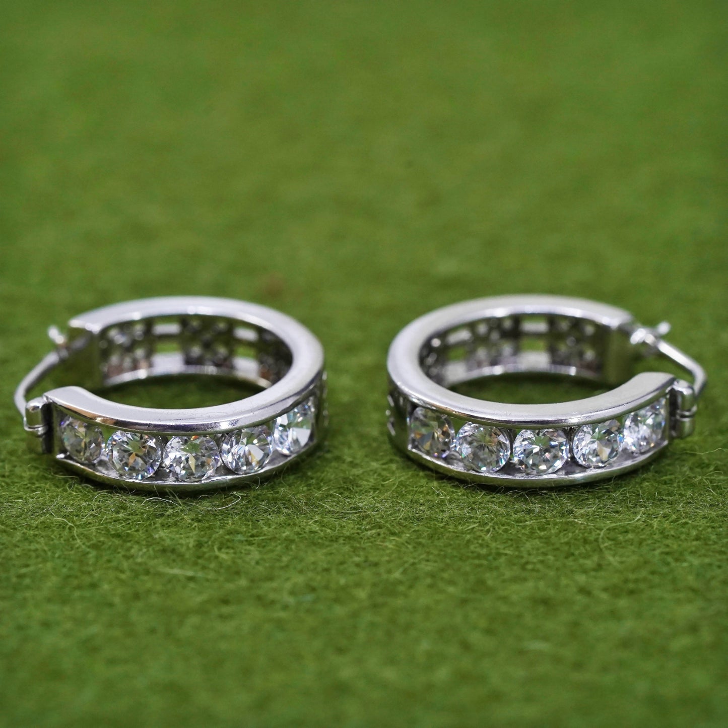 0.75”, Vintage Sterling silver handmade earrings, filigree 925 Huggie hoops cz