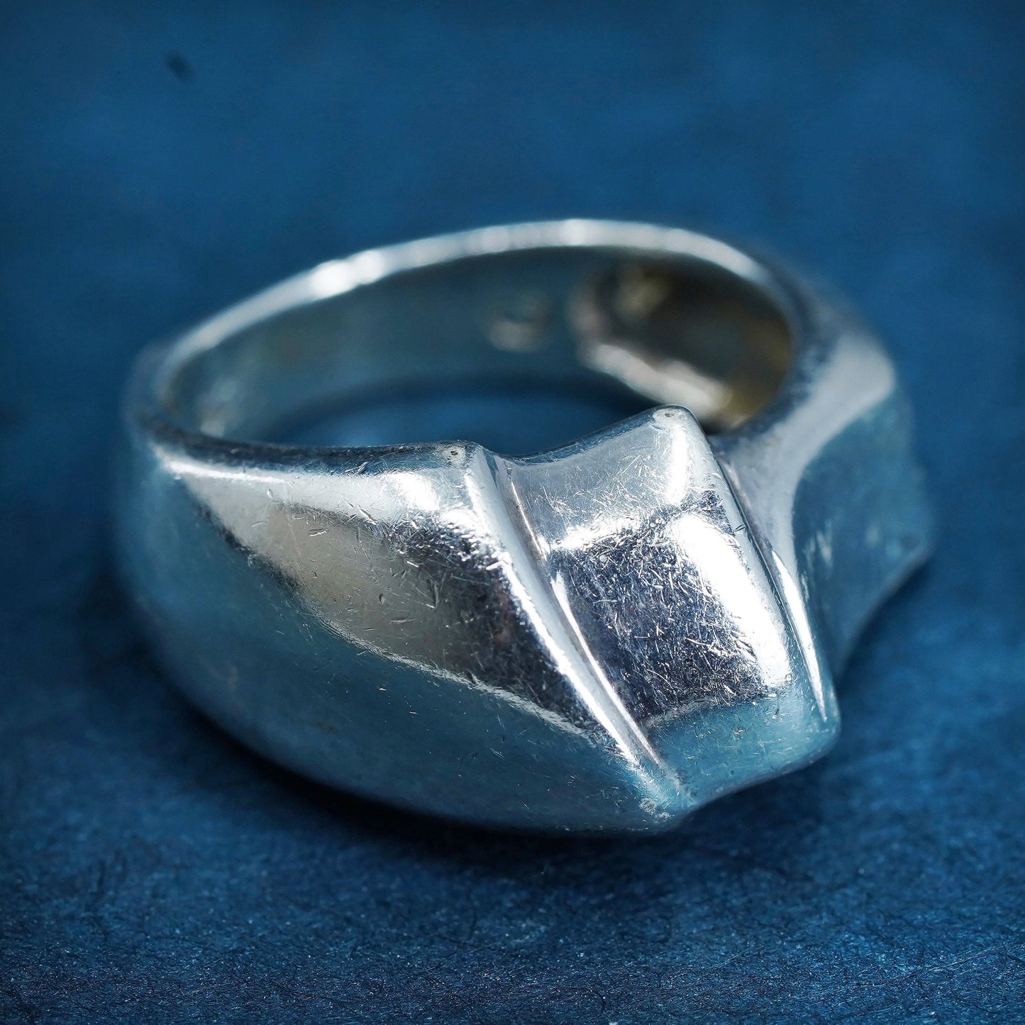 Size 6, minimalist, simple Sterling silver ribbed ring, 925 statement ring