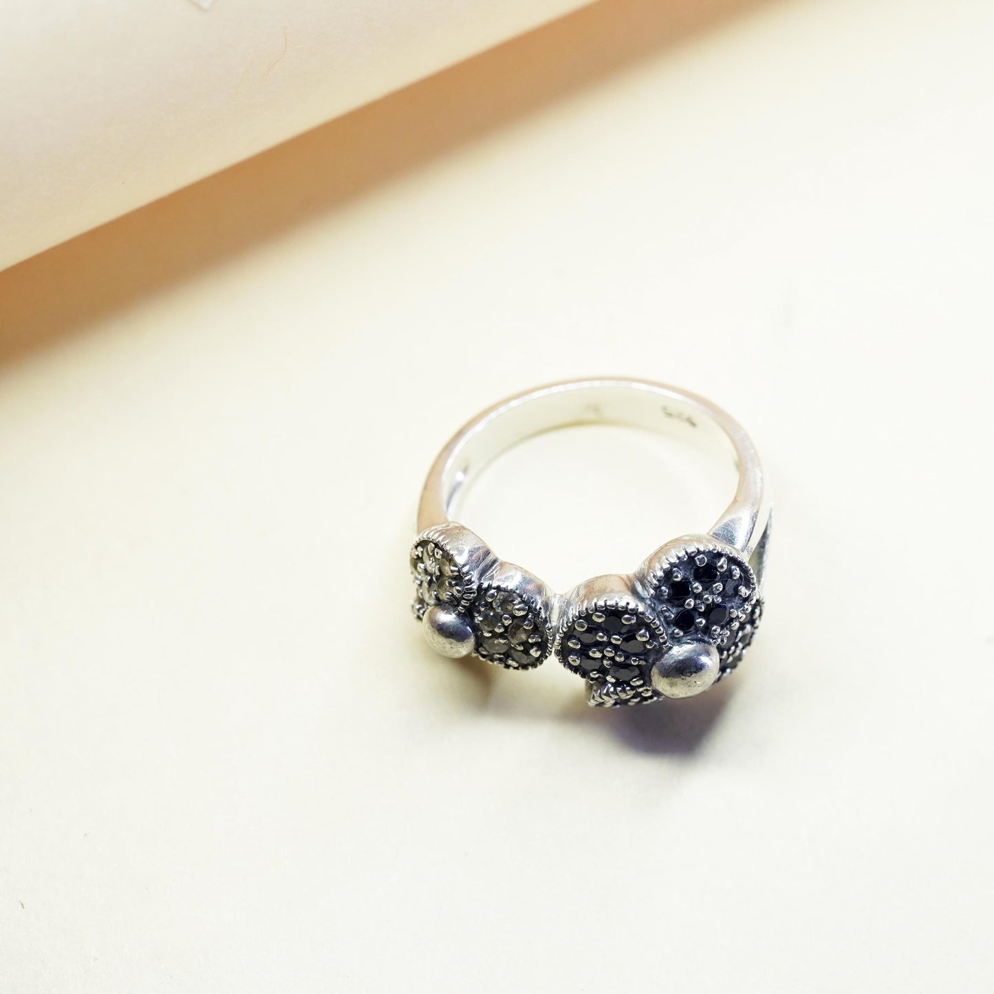 Size 6, Vintage Sterling silver ring, 925 silver flower ring cluster CZ spinel