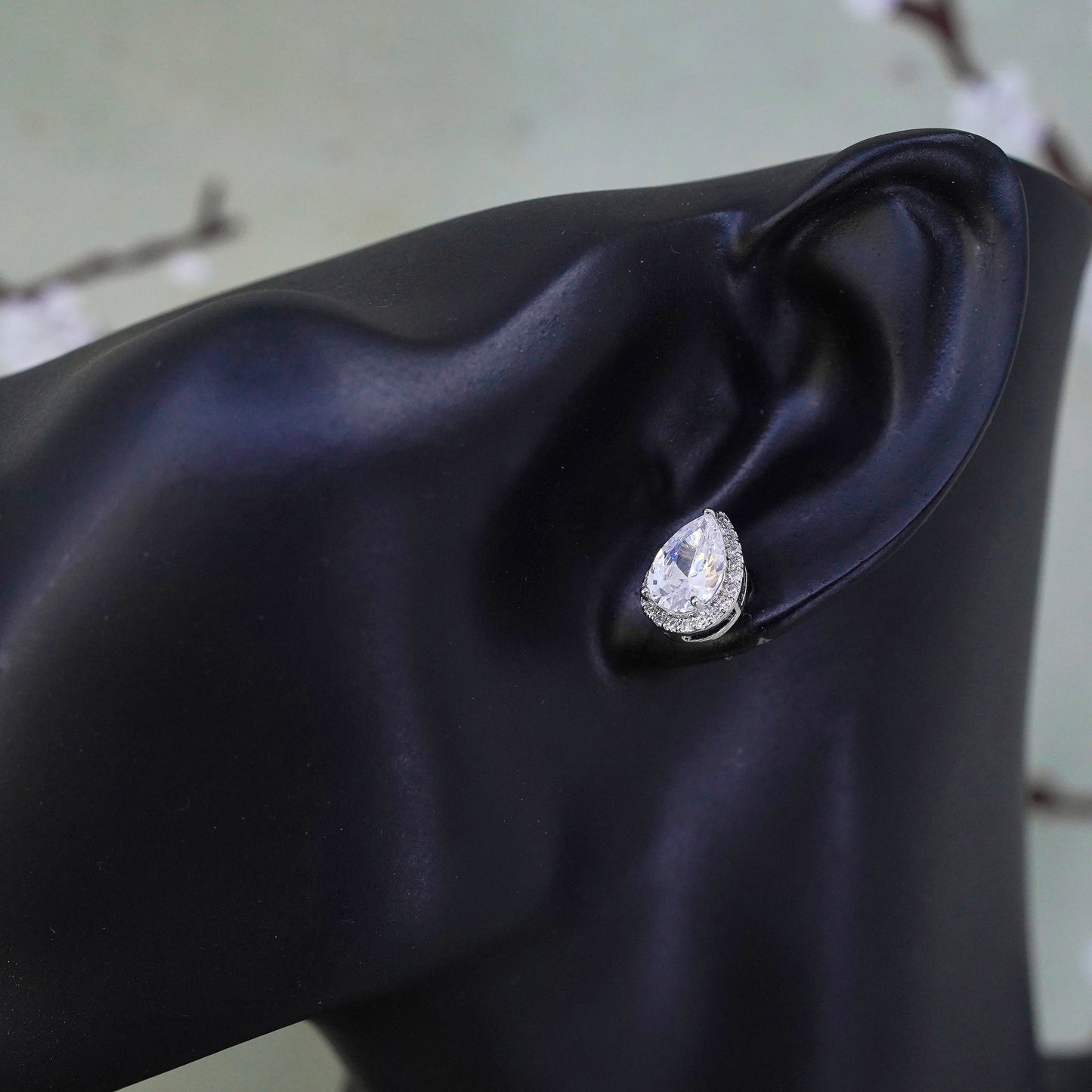 Vintage sterling silver genuine cz teardrop studs, fashion minimalist earrings