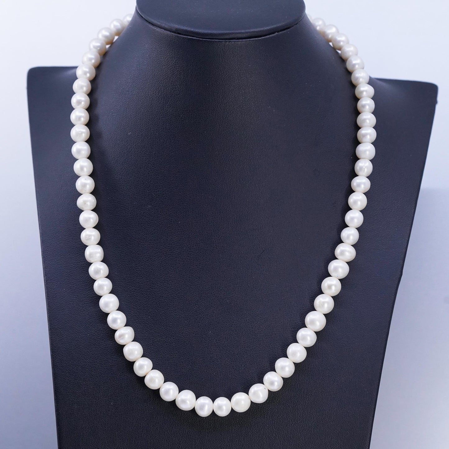 19", vintage 8mm freshwater pearl necklace with Sterling 925 silver clasp
