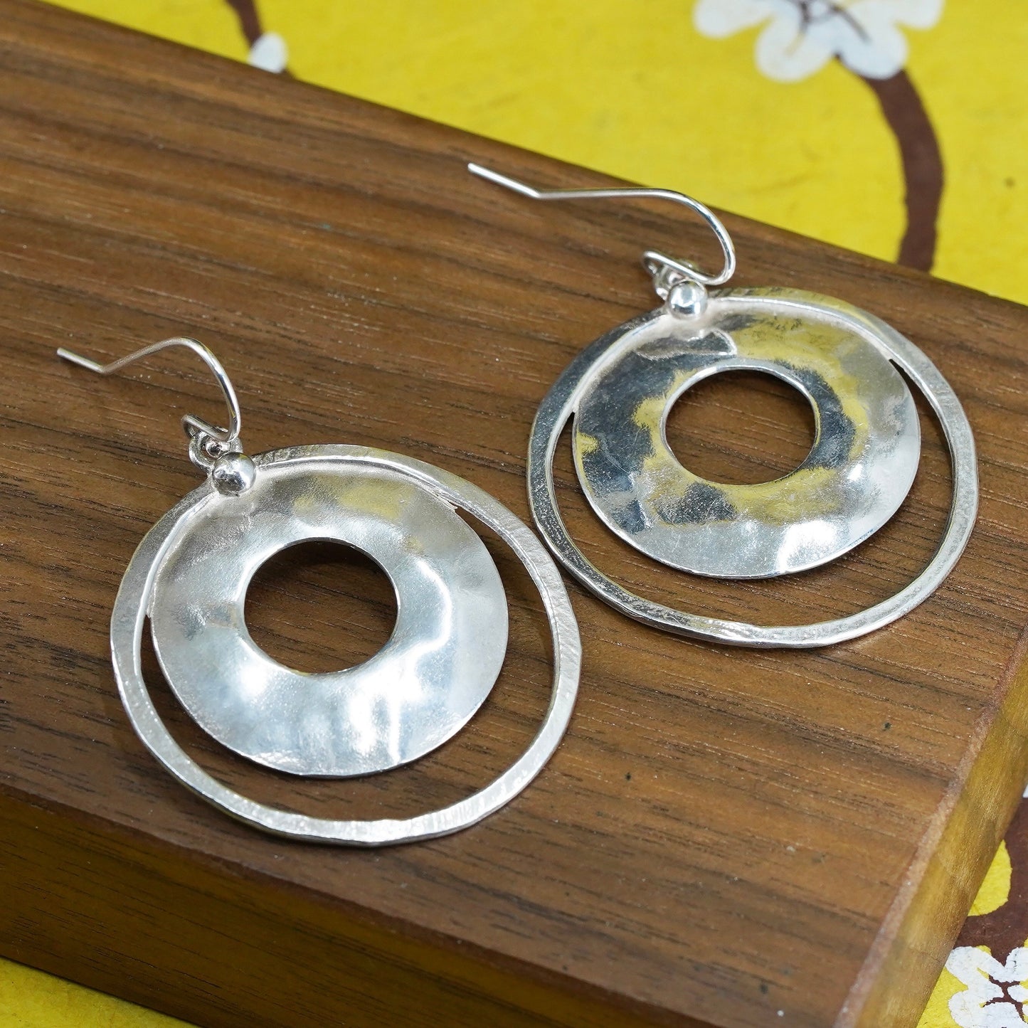 vintage Silpada W1322 Sterling Perspectiva Hammered Double Circle Earrings