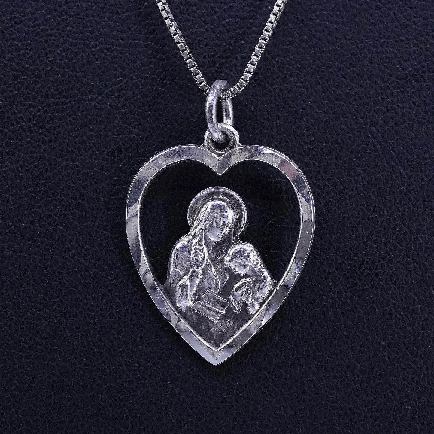 18”, Vintage sterling silver rosary necklace box chain with Virgin Mary pendant