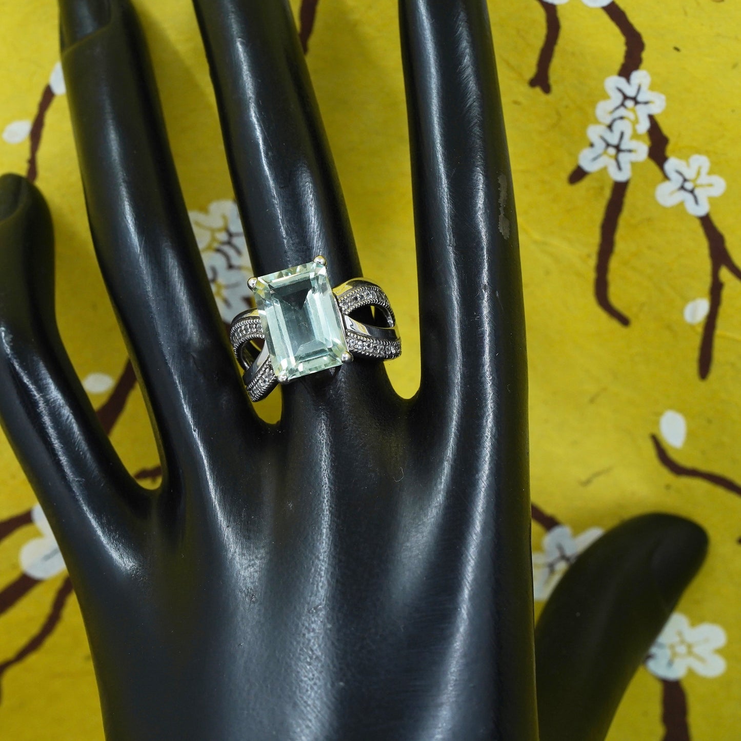 Size 7.25, vintage Sterling 925 silver ring with emerald cut blue crystal and diamond