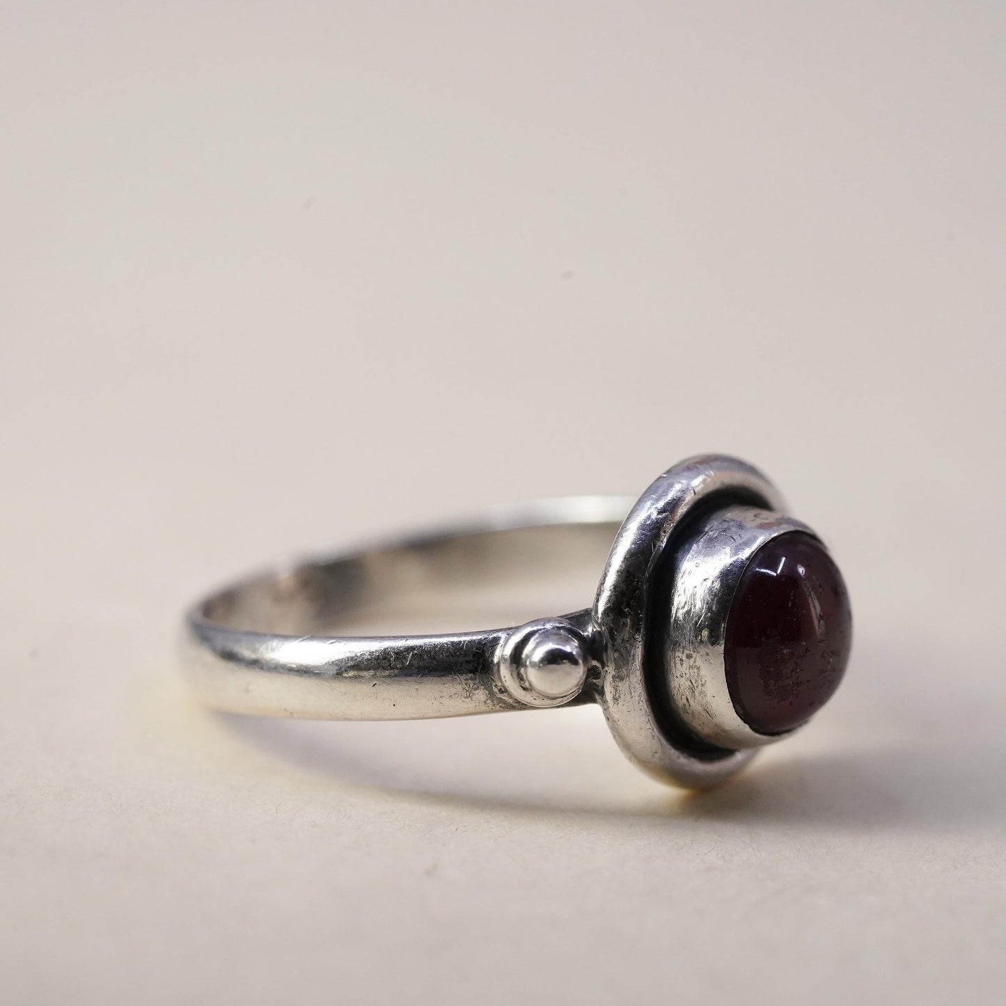 Size 3, Vintage sterling 925 silver handmade ring with amethyst, modernist