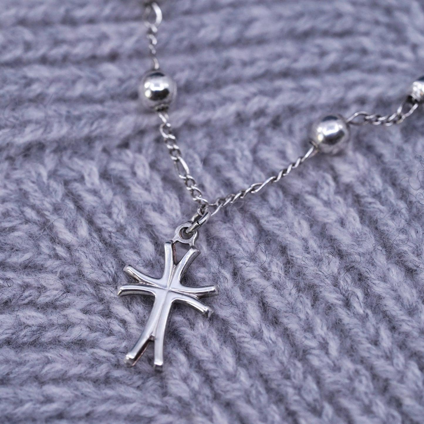 7", vintage Sterling silver handmade bracelet, 925 beads chain with cross charm