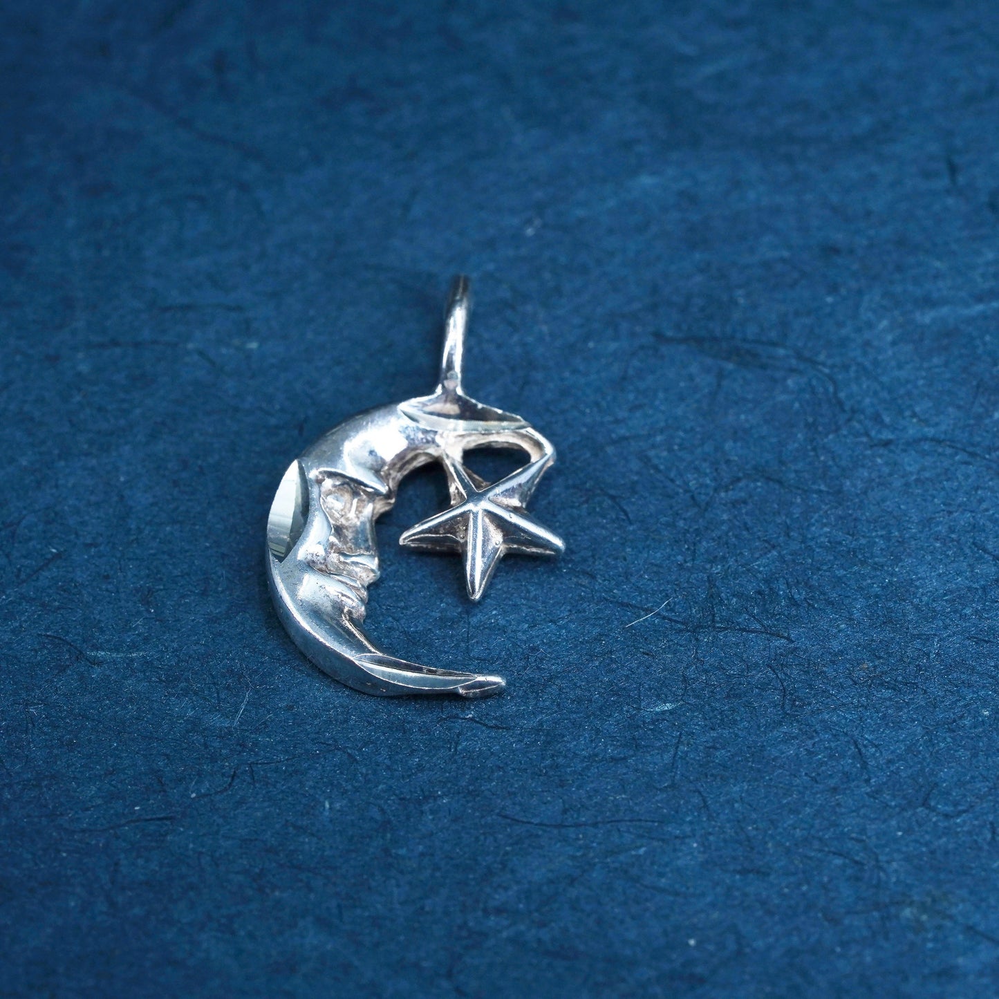 Vintage Sterling silver 925 circle moon star pendant