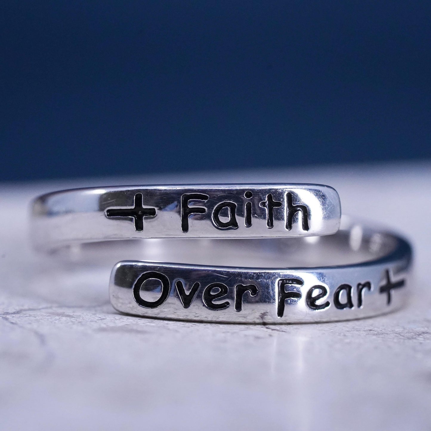 Size 7.5, Sterling silver ring, 925 wrap band engraved quote “faith over fear