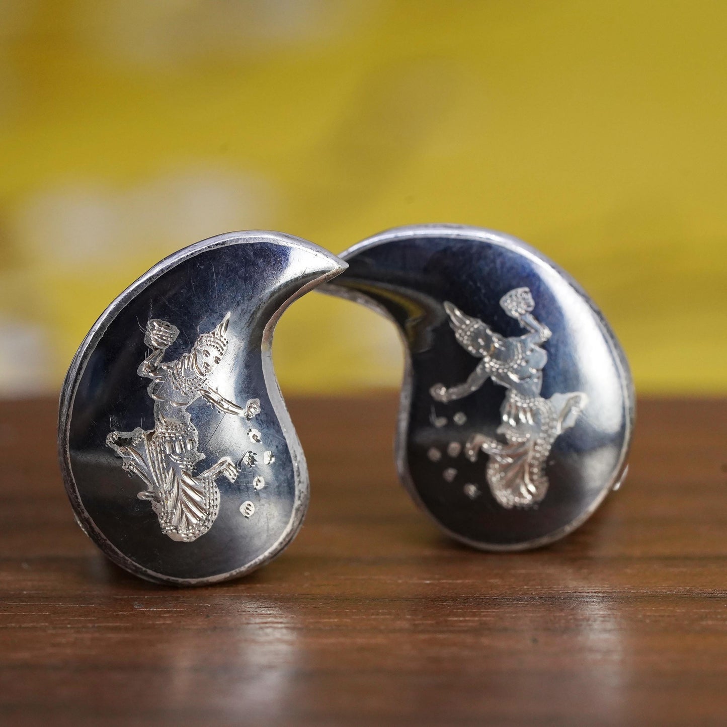 Siam sterling silver clip on earrings, 925 India teardrop earrings, niello