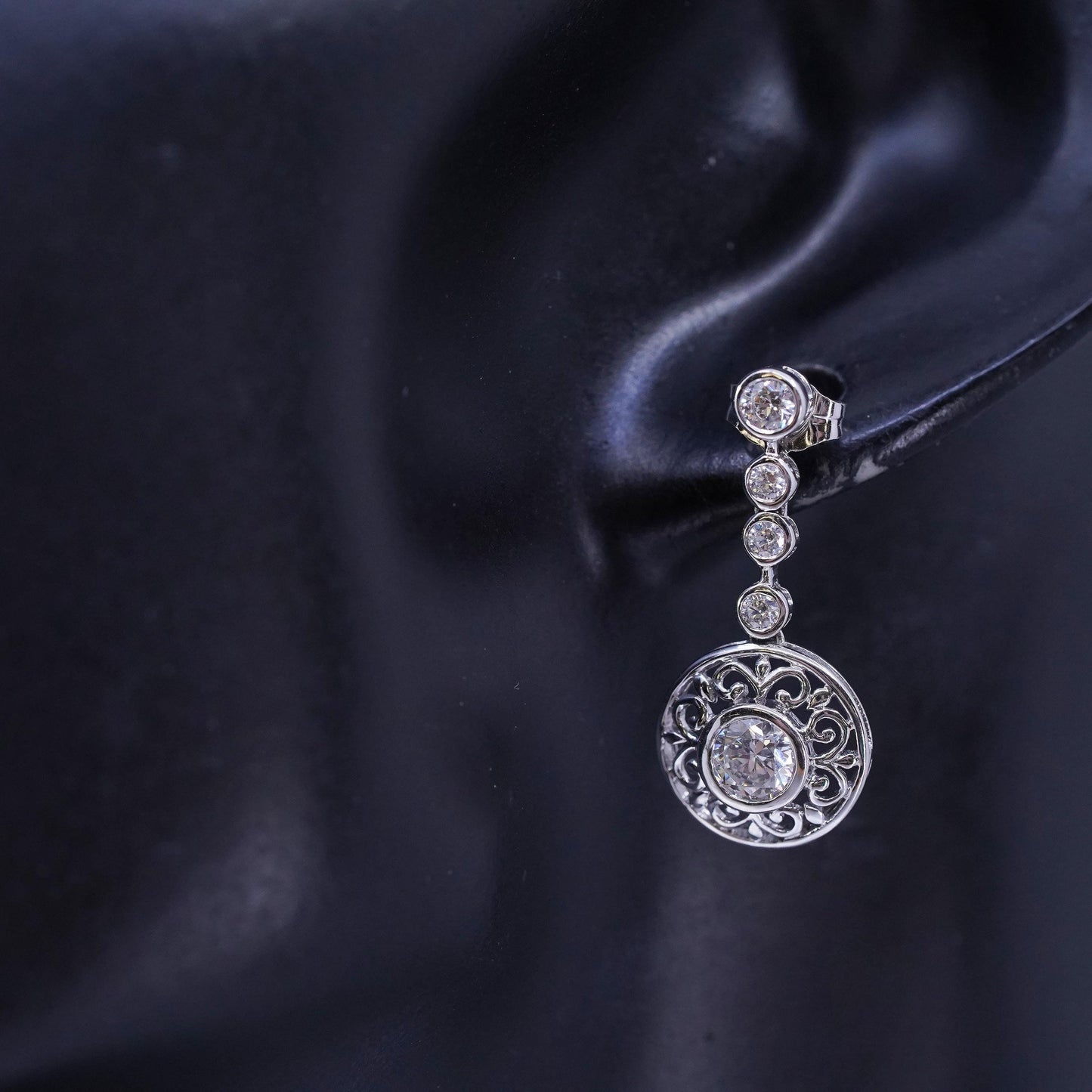 Vintage Sterling 925 silver circle earrings with wavy Cz