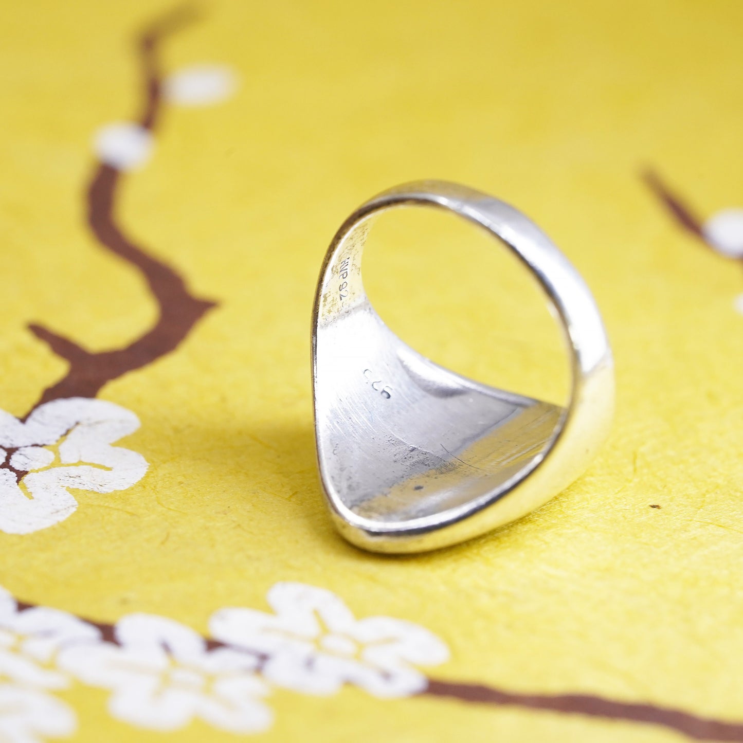 Size 4, modern southwestern Sterling 925 silver handmade ring with oval onyx