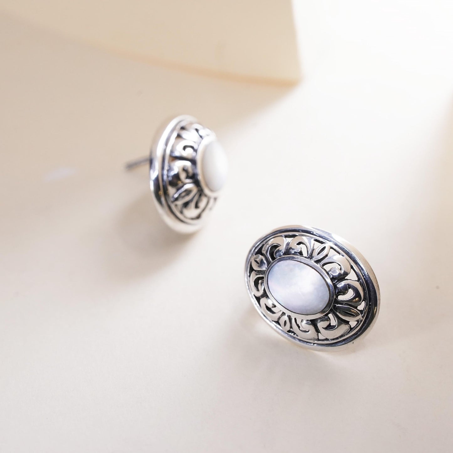 Vintage sterling silver earrings, 925 filigree studs with oval mother of pearl