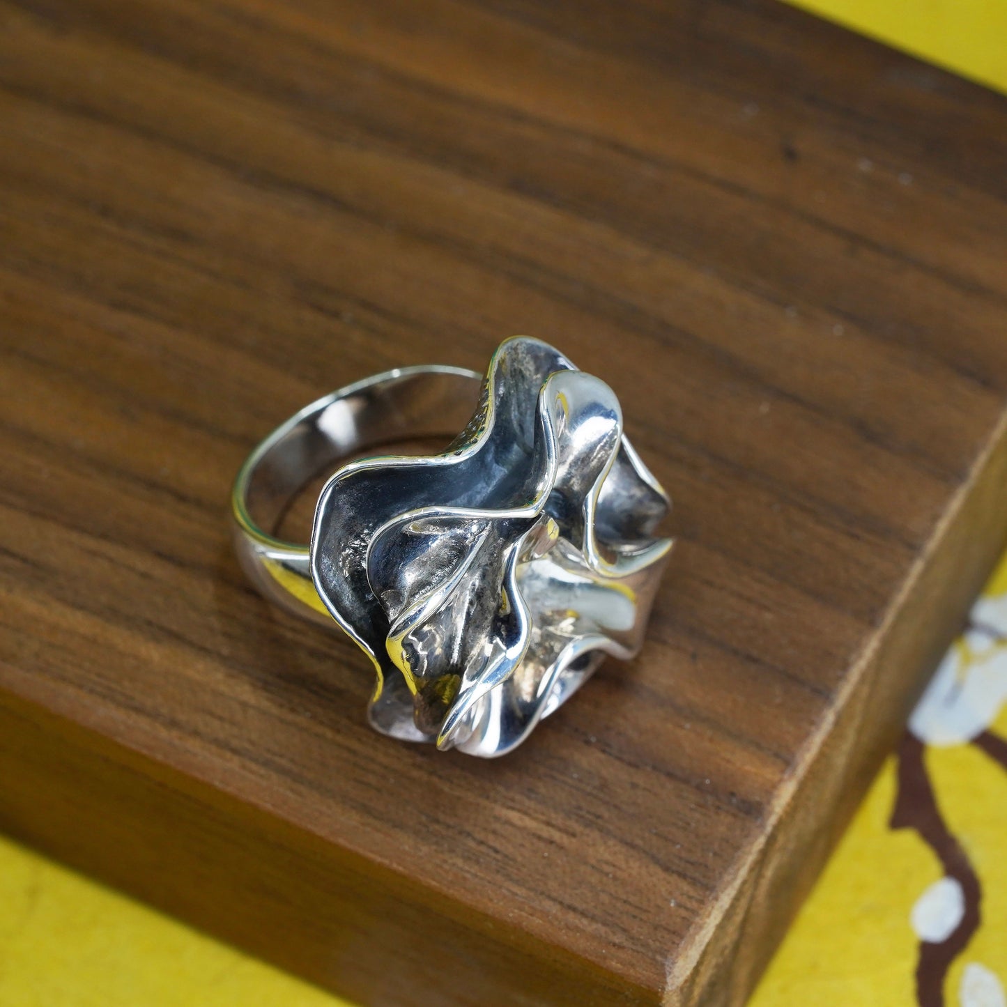 Size 6, Silpada sterling 925 silver handmade Freeform floral statement ring