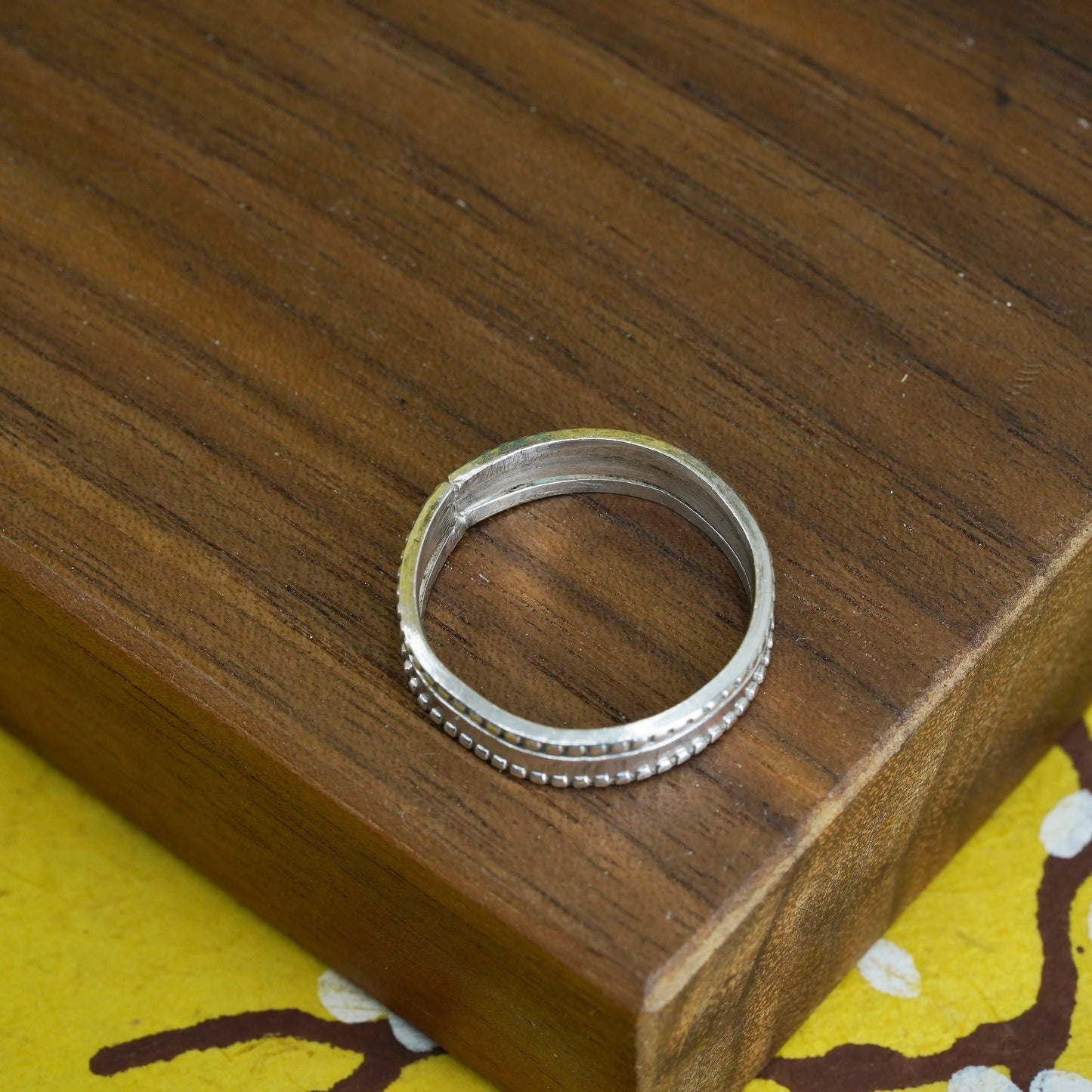 Size 7, vintage Sterling silver handmade ring, 925 beaded band, silver tested