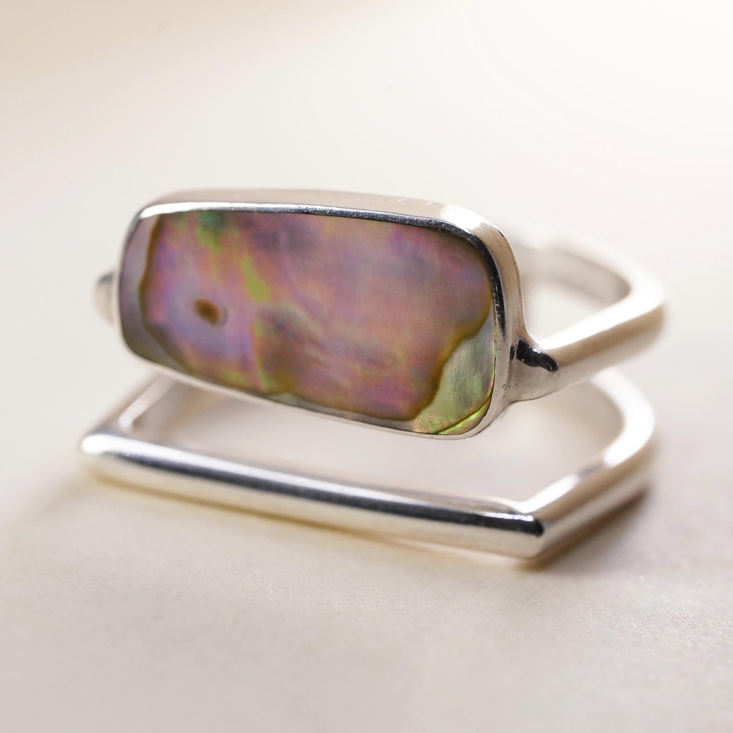 Size 6, Vintage southwestern sterling silver handmade ring, 925 band w/ abalone