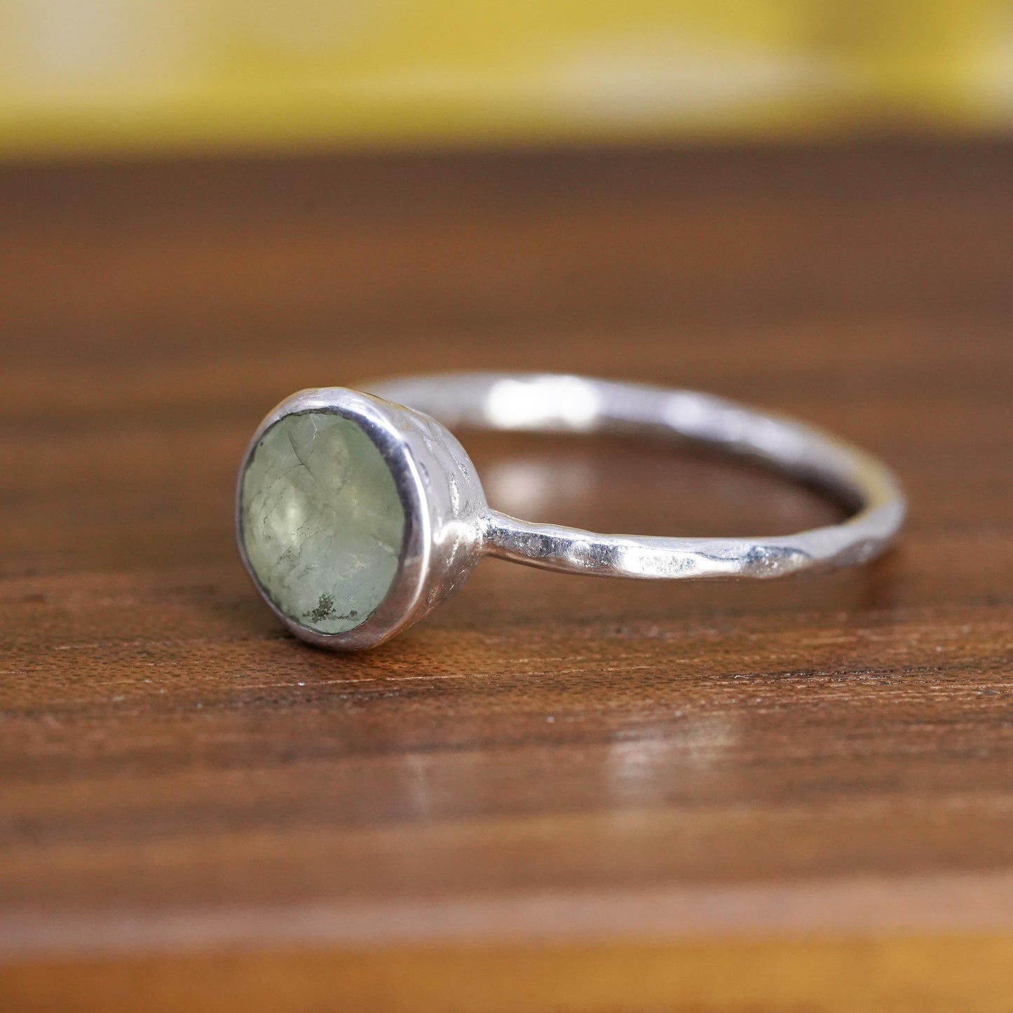 size 7.5, vintage Sterling 925 silver handmade ring, stackable band w/ peridot