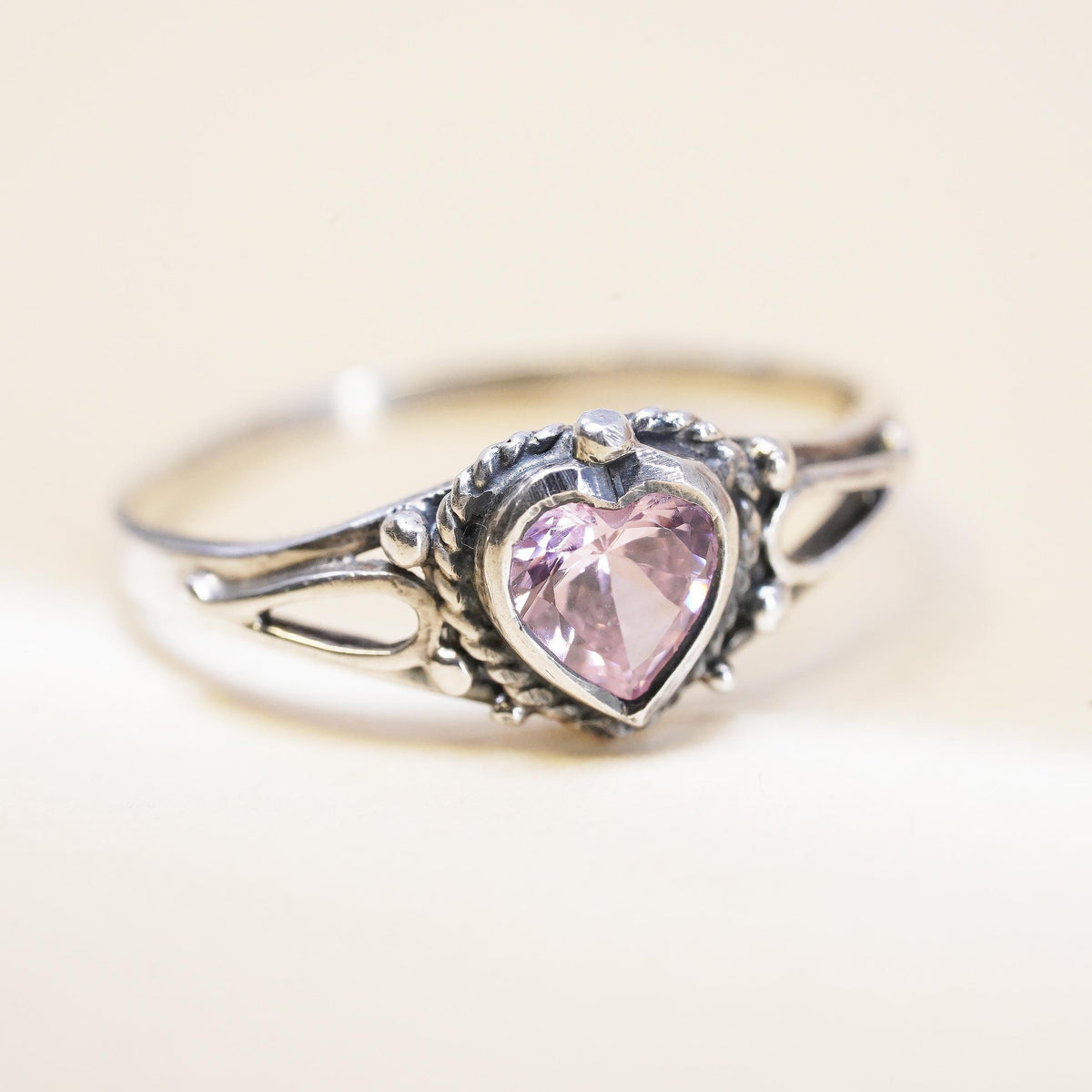 Size 6.25, Vintage sterling silver crystal heart ring, 925 silver pink crystal