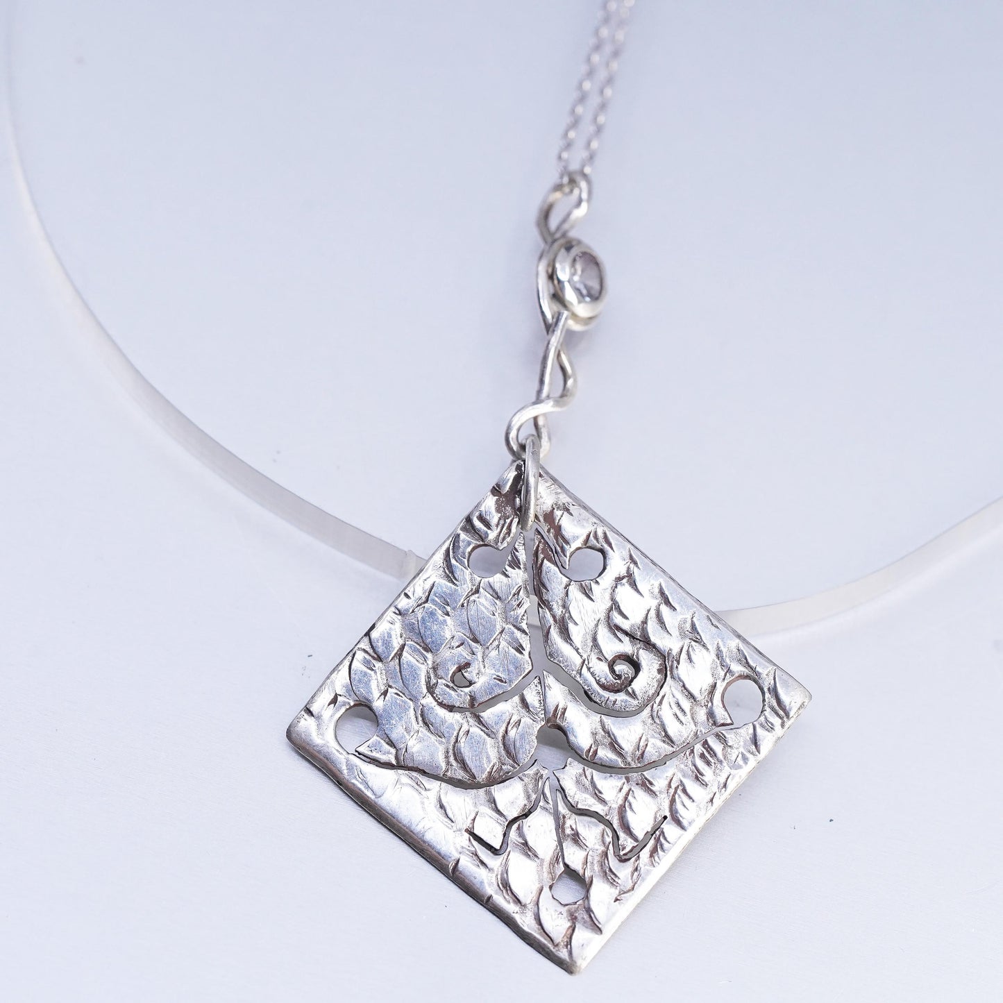 18" 1mm, vintage Sterling 925 silver chain necklace w/ textured cutout pendant