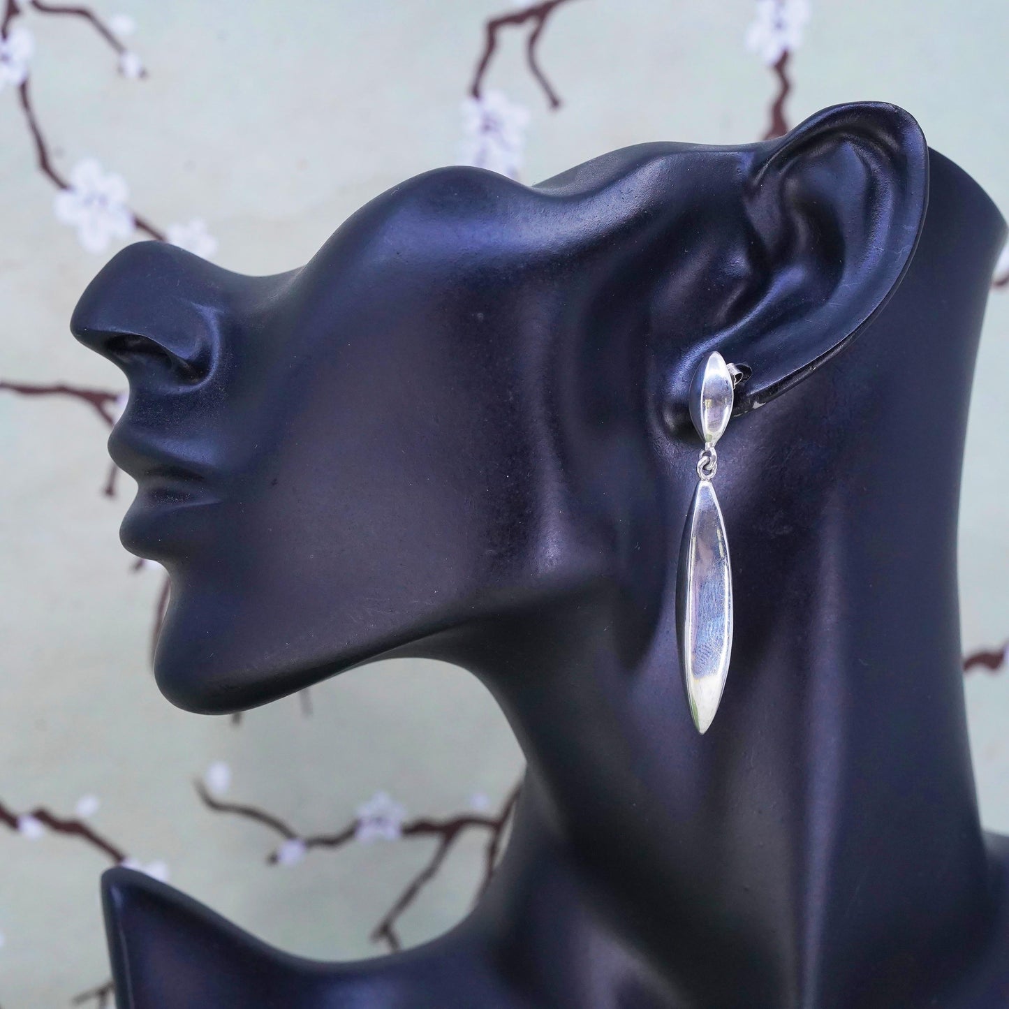 Vintage modern sterling silver handmade earrings, ribbed 925 teardrop dangles