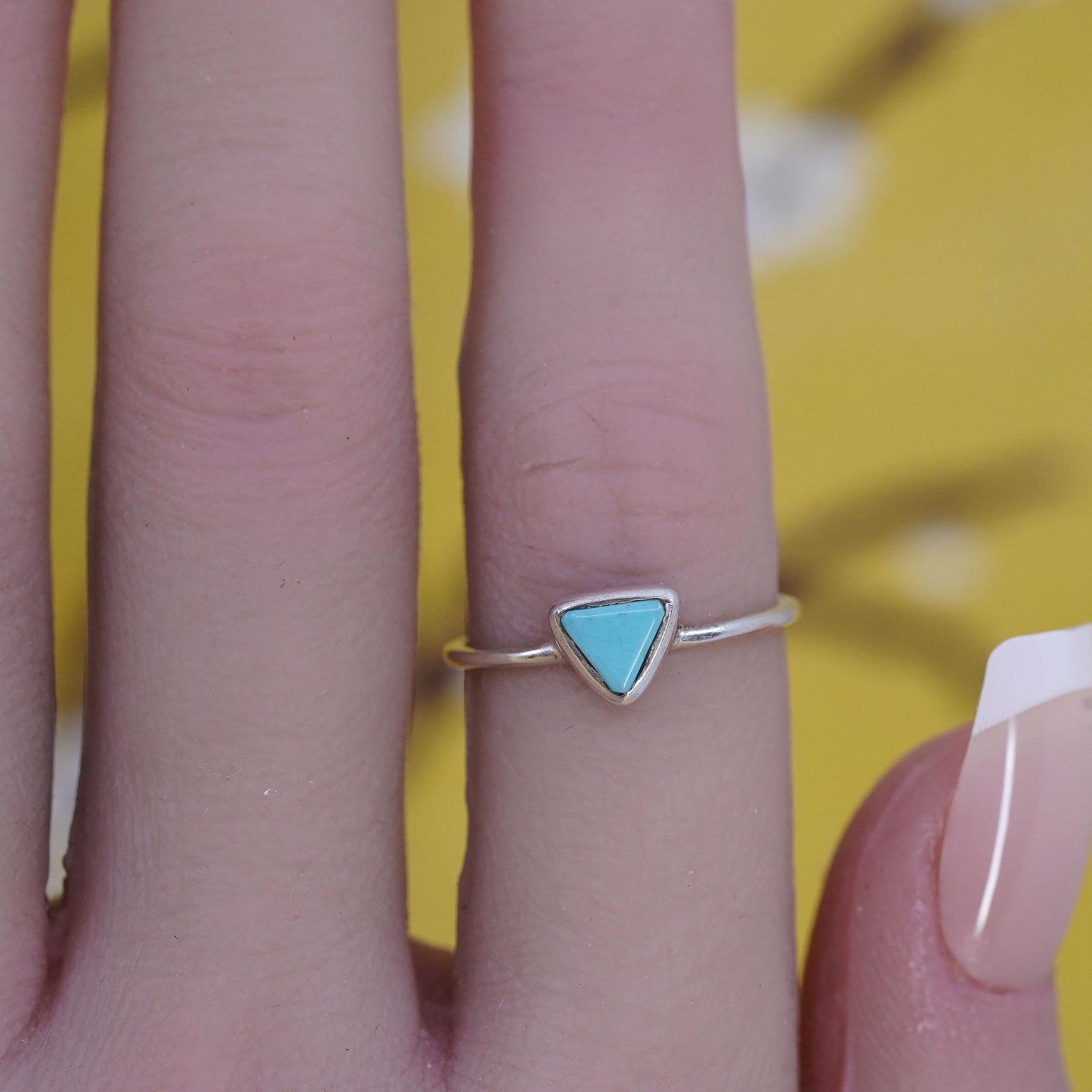 Size 6.25, vintage Sterling 925 silver stackable band ring triangular turquoise