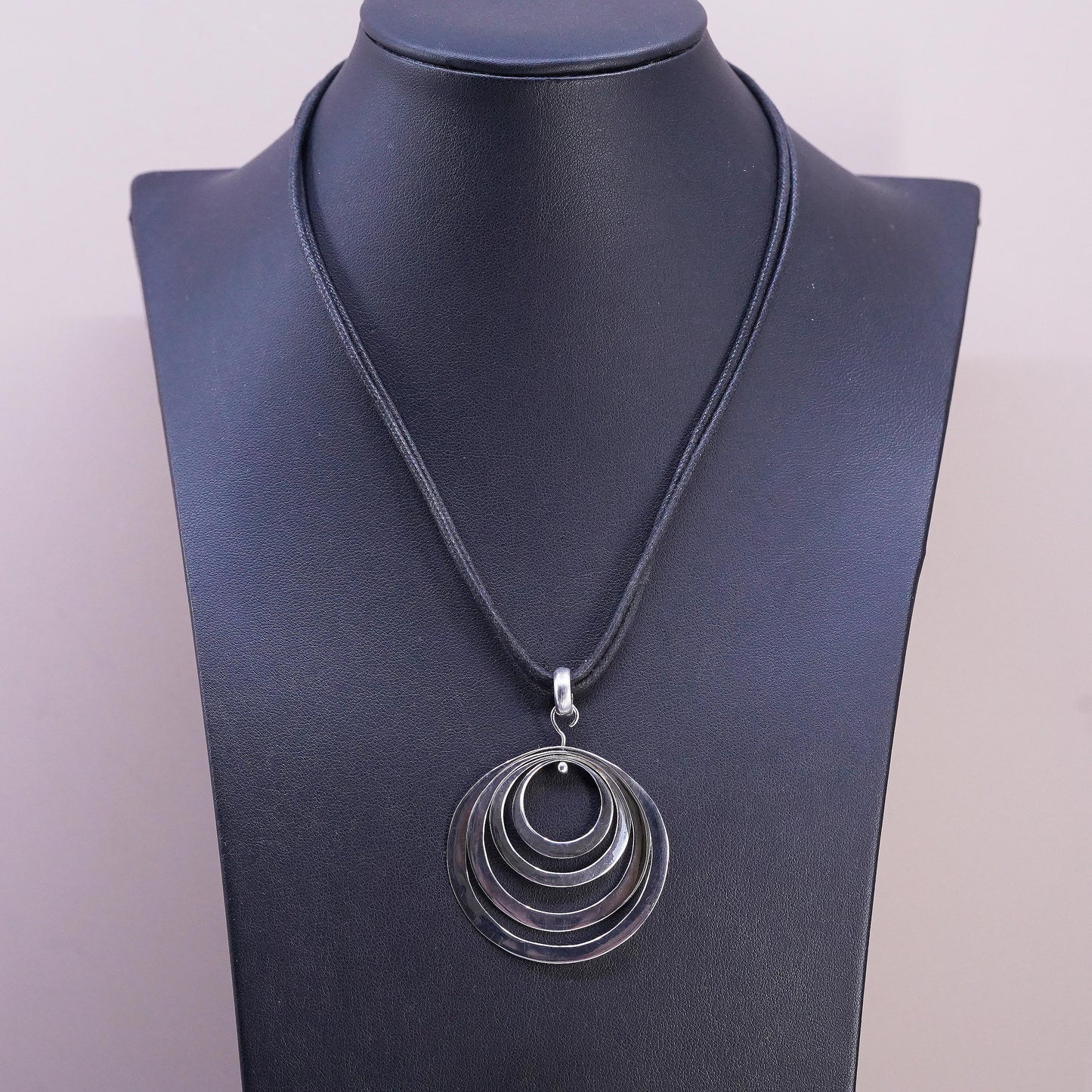 16” 925 Sterling Silver double strands brown Leather Necklace circle pendant