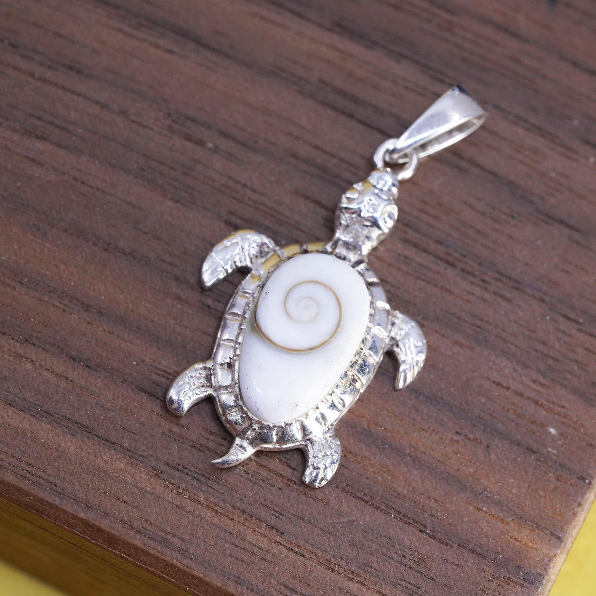 Vintage Sterling silver handmade pendant, 925 turtle with Shiva Eye shell inlay