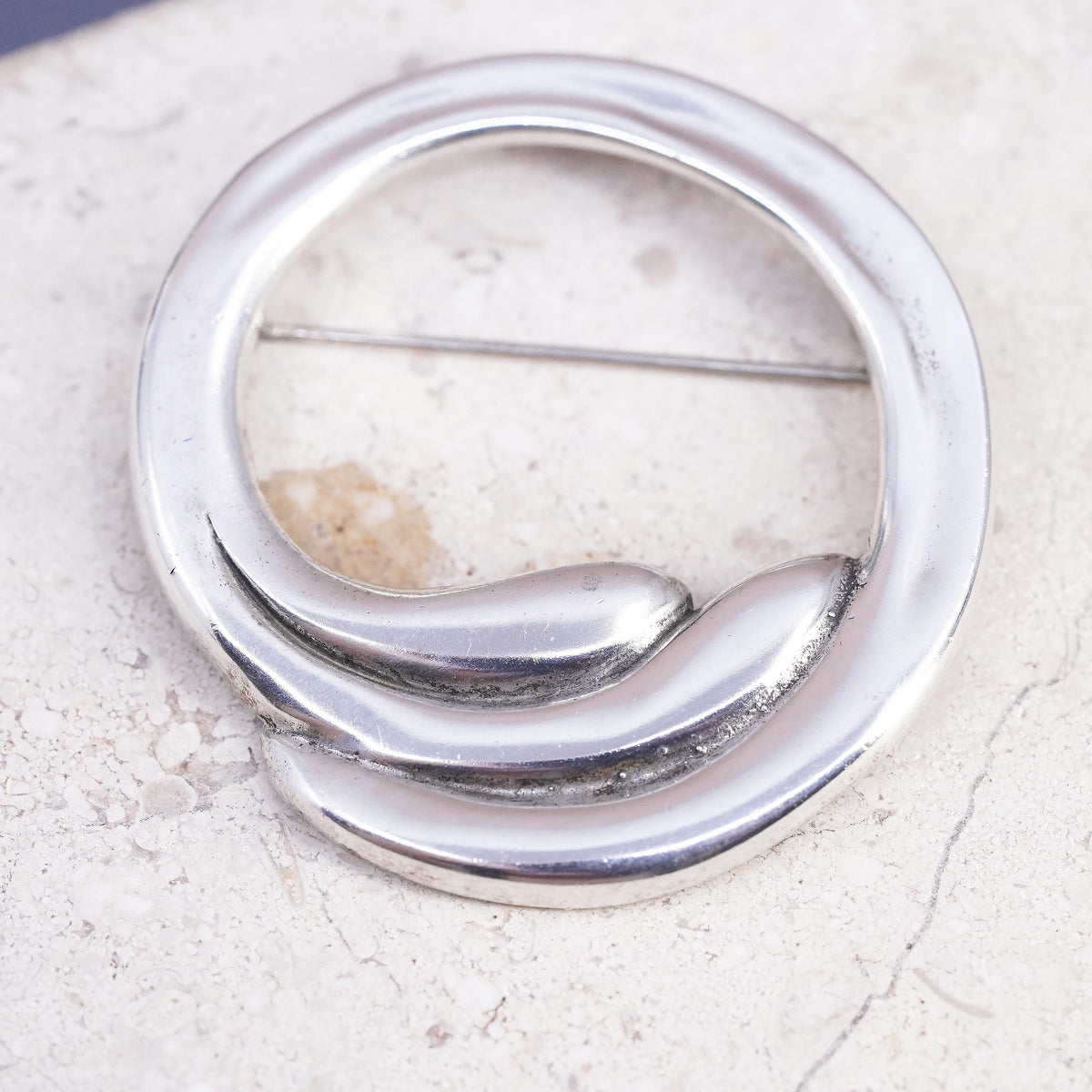 Vintage Jezlaine Designer Sterling silver handmade brooch, wavy 925 circle pin