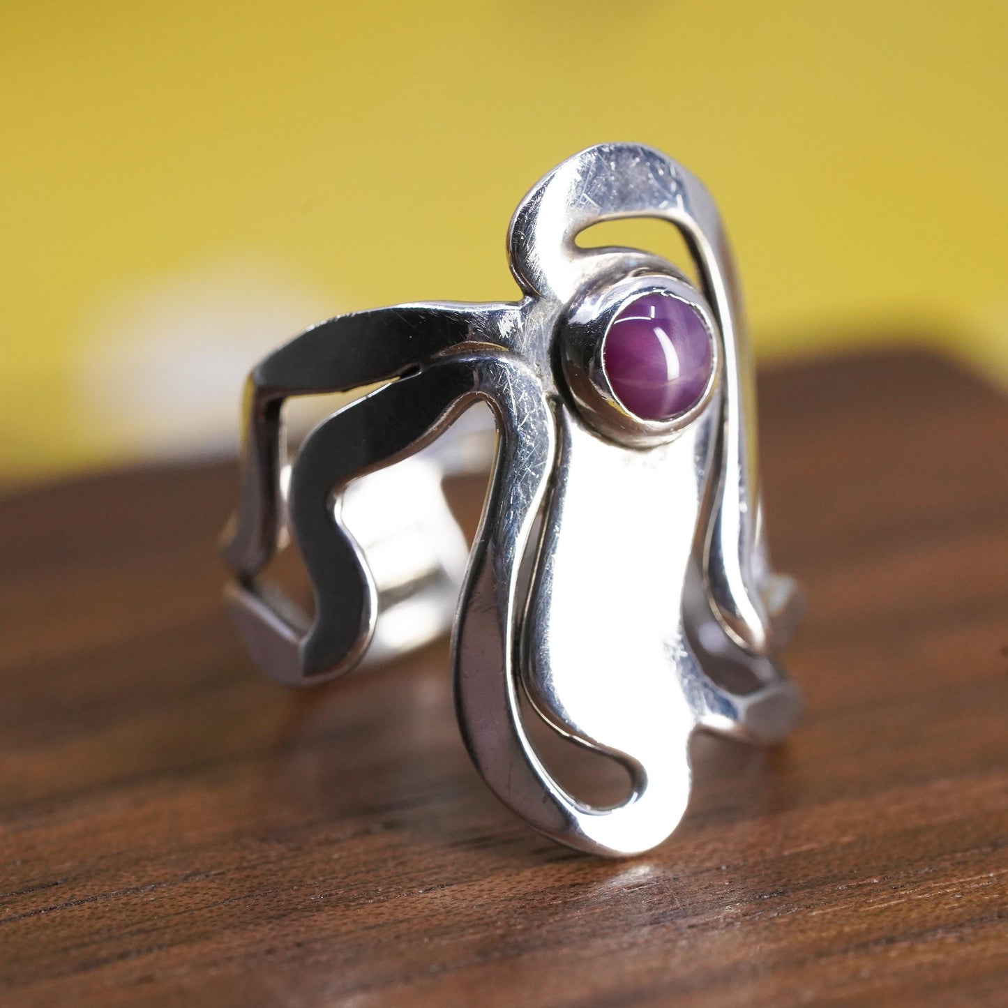 Size 6.75, Designer Comm Sterling 925 silver wide wavy ring pink star sapphire