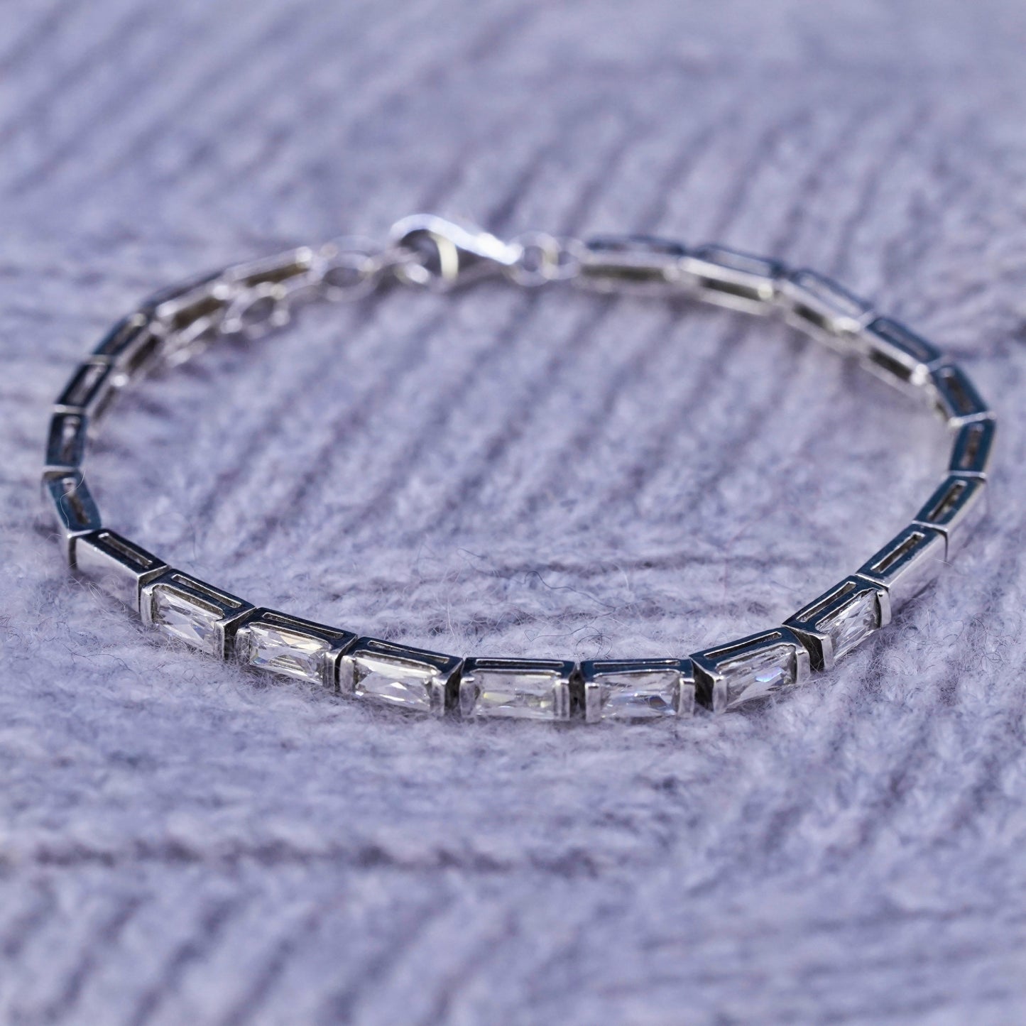 7", vintage Sterling 925 silver tennis bracelet with clear cz
