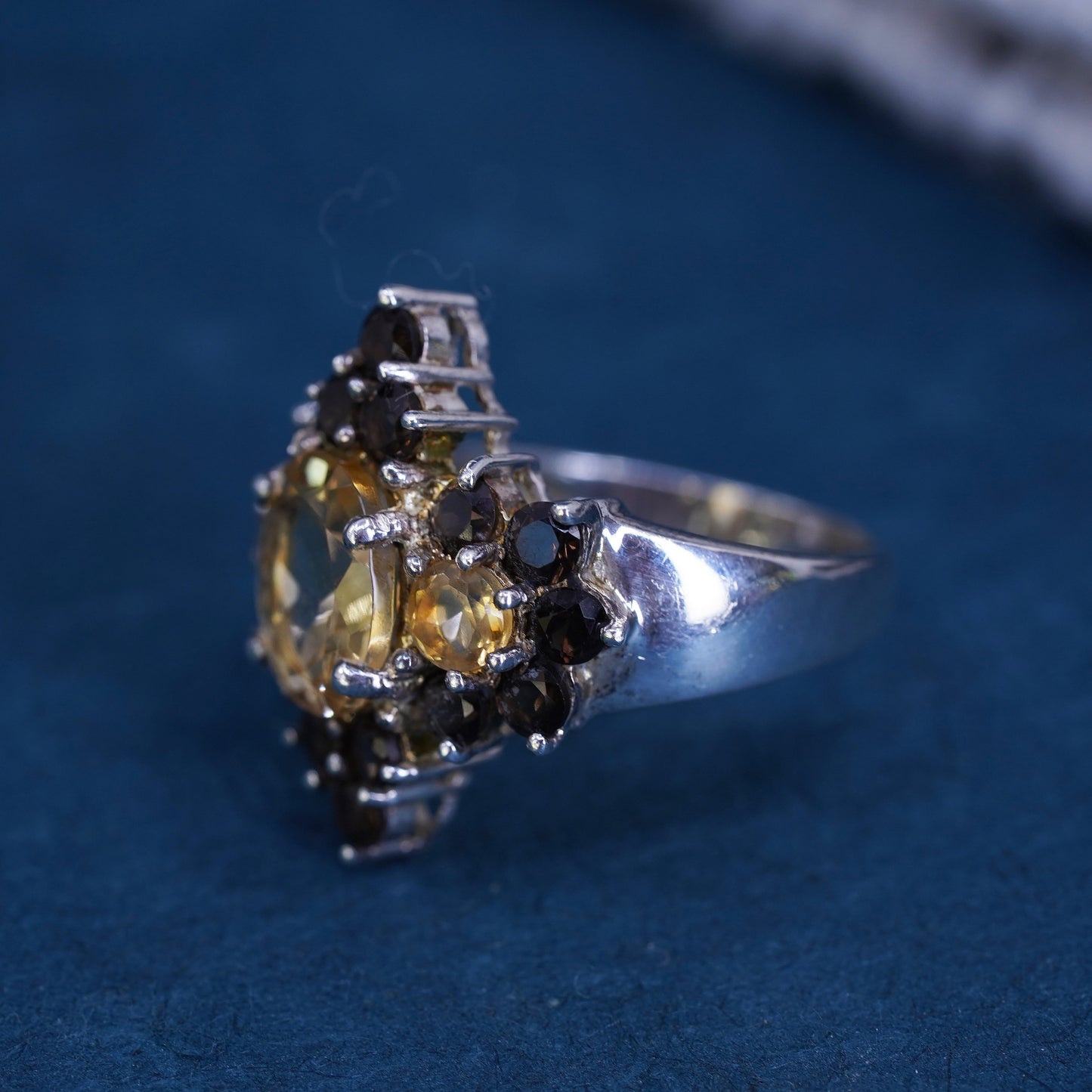 Size 7, Vtg Sterling silver handmade ring, 925 band with garnet citrine